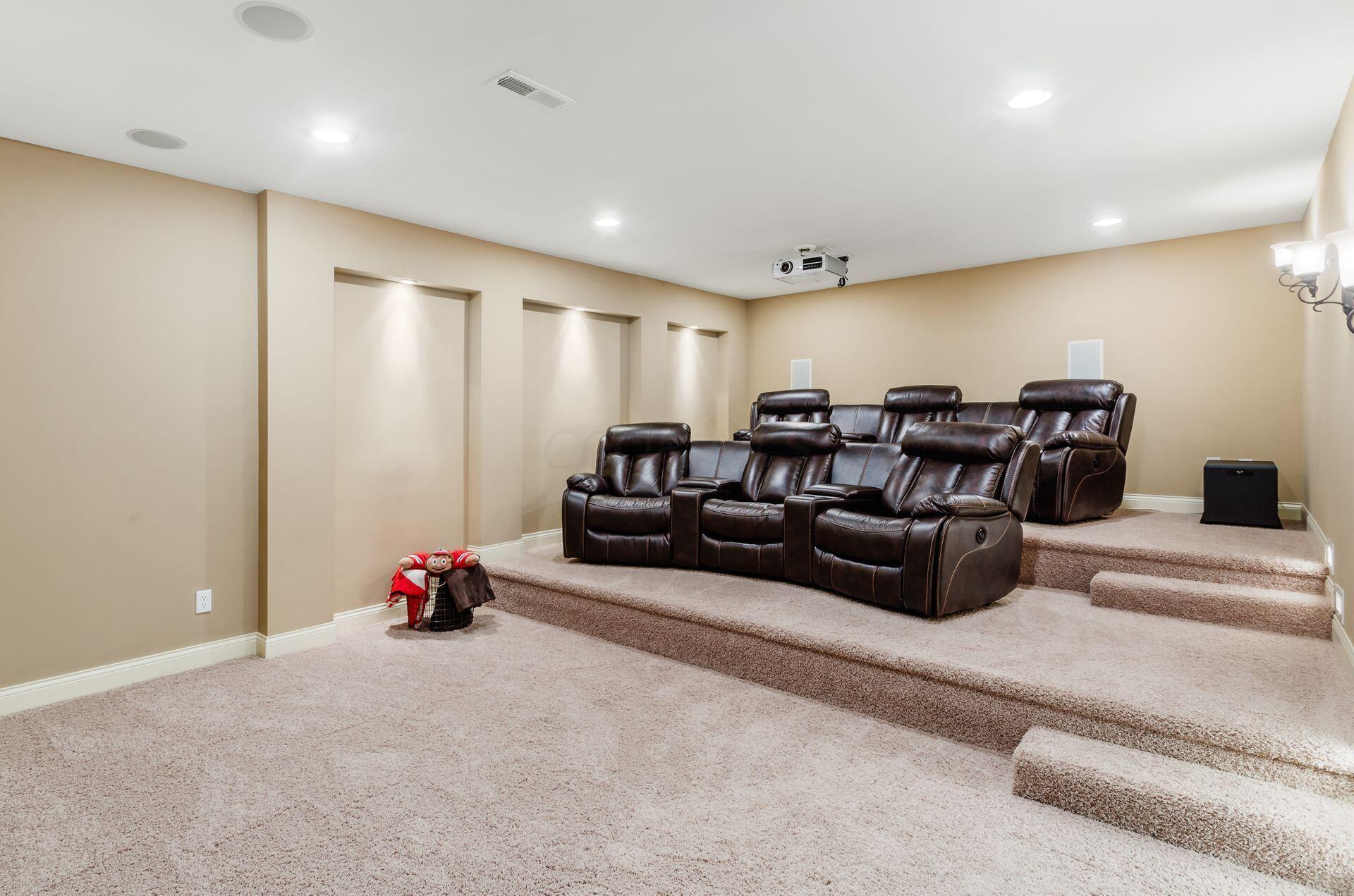 5784 Bonaly Court