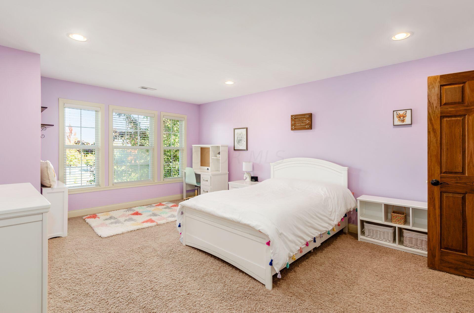 5784 Bonaly Court