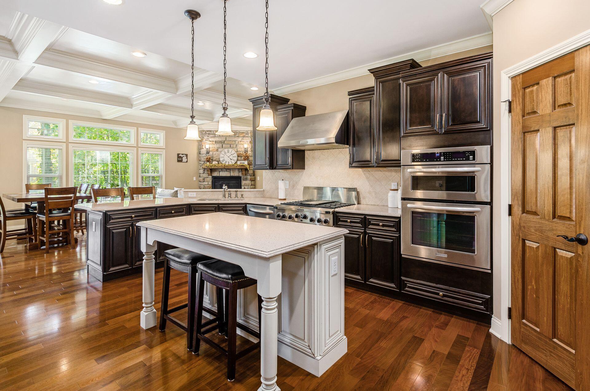 5784 Bonaly Court
