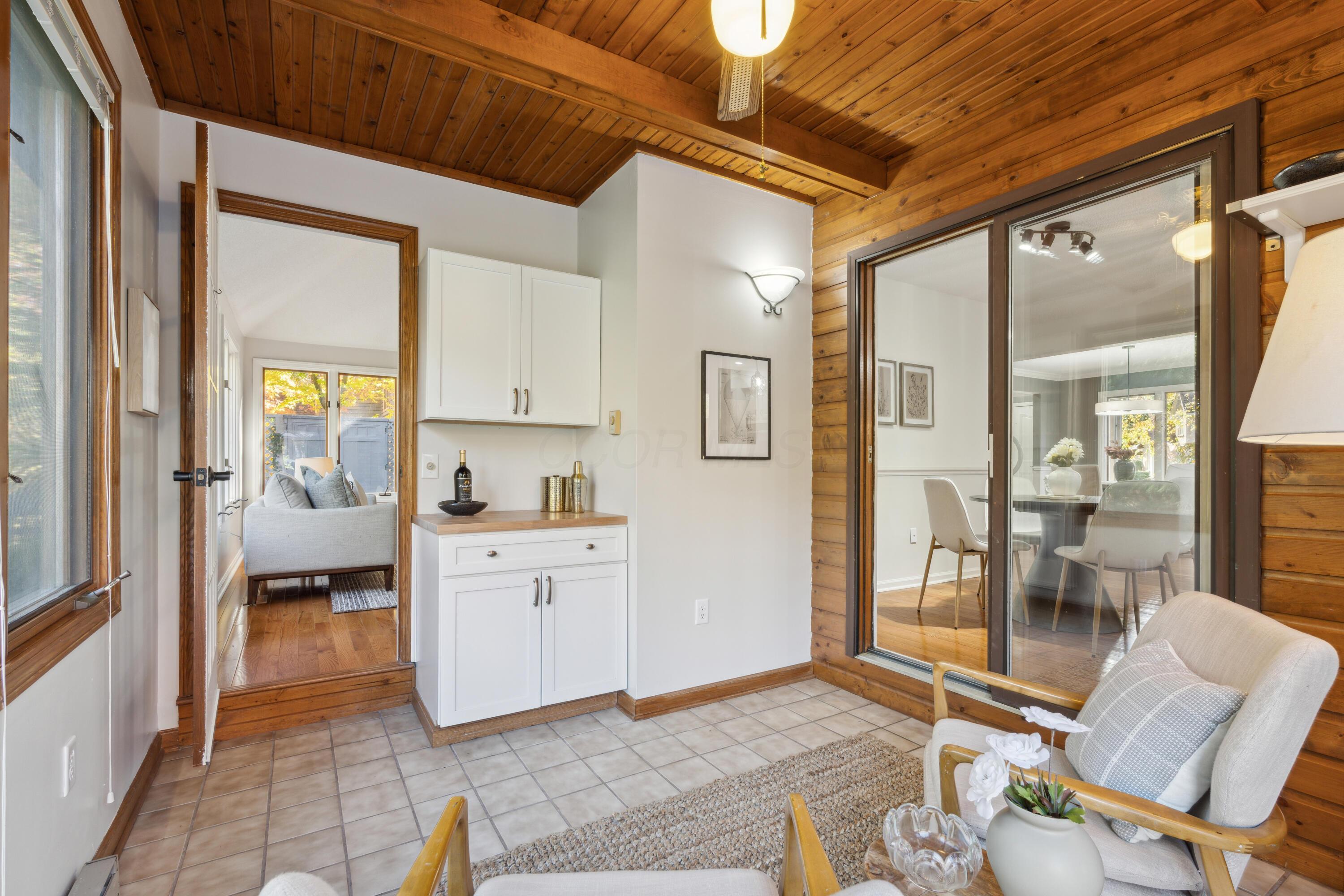 6021 Woodbrook Court