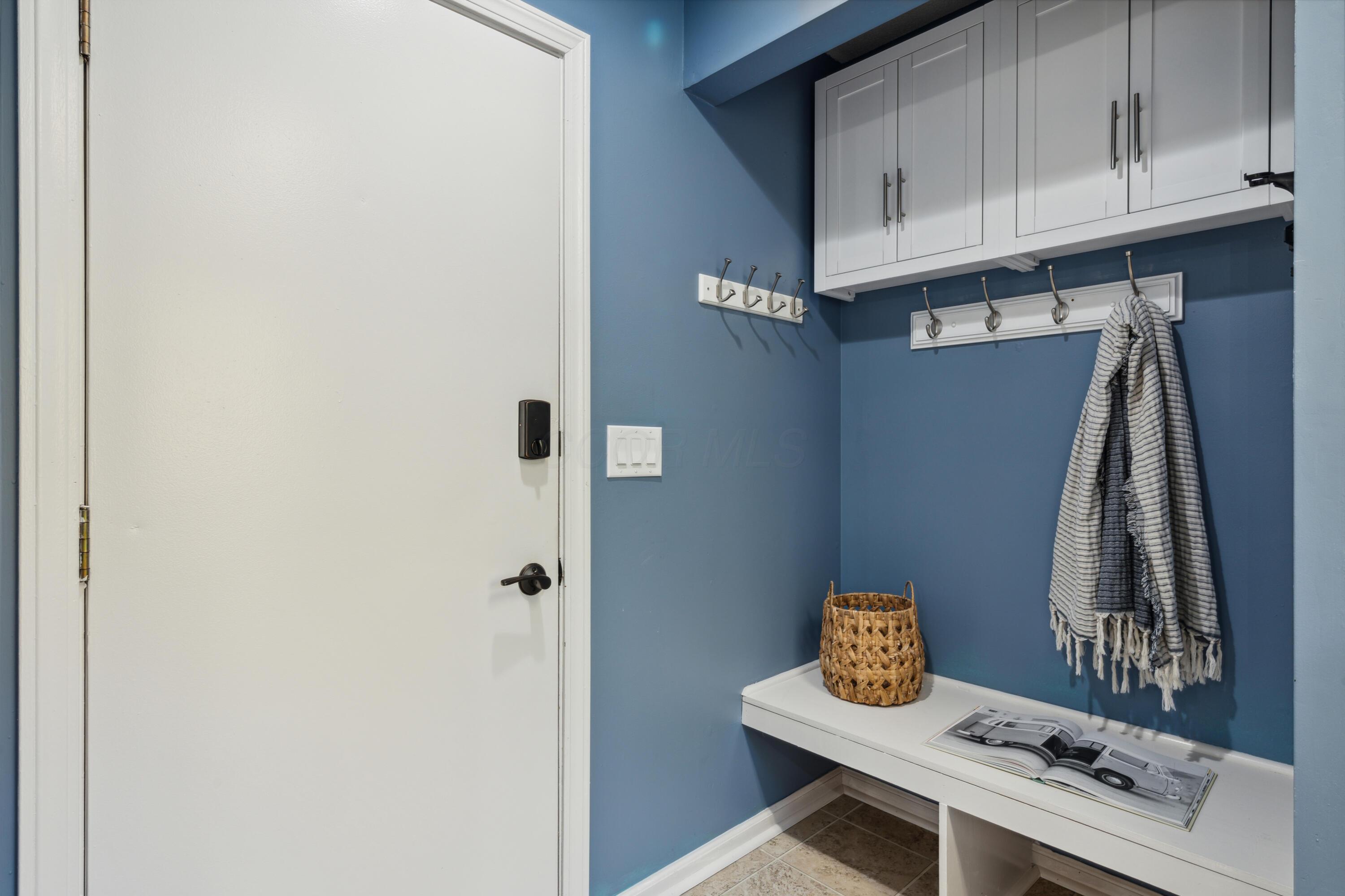 6021 Woodbrook Court