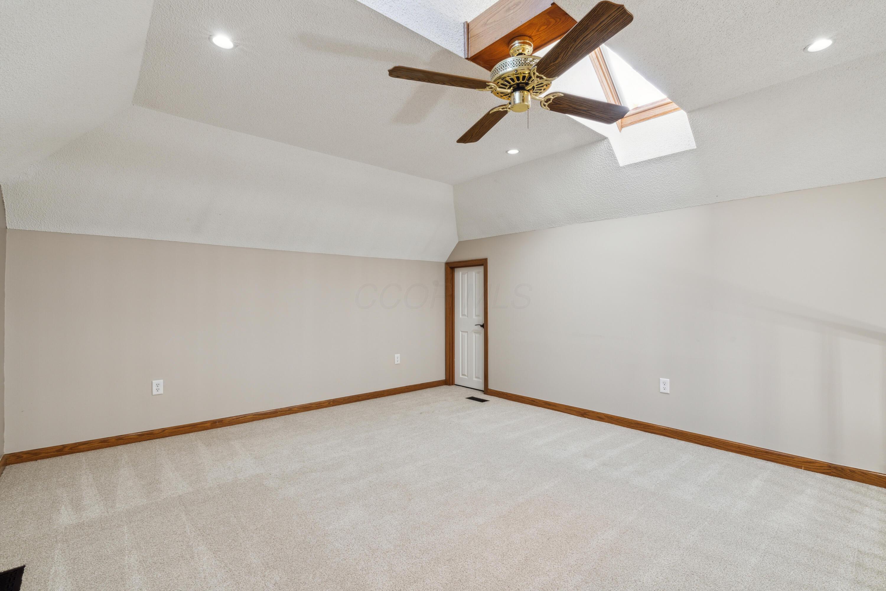 6021 Woodbrook Court