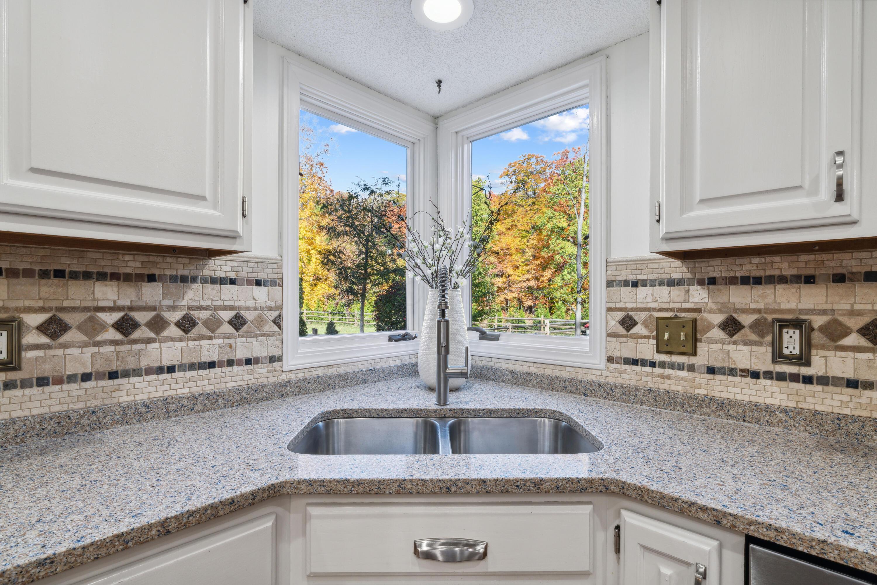 6021 Woodbrook Court