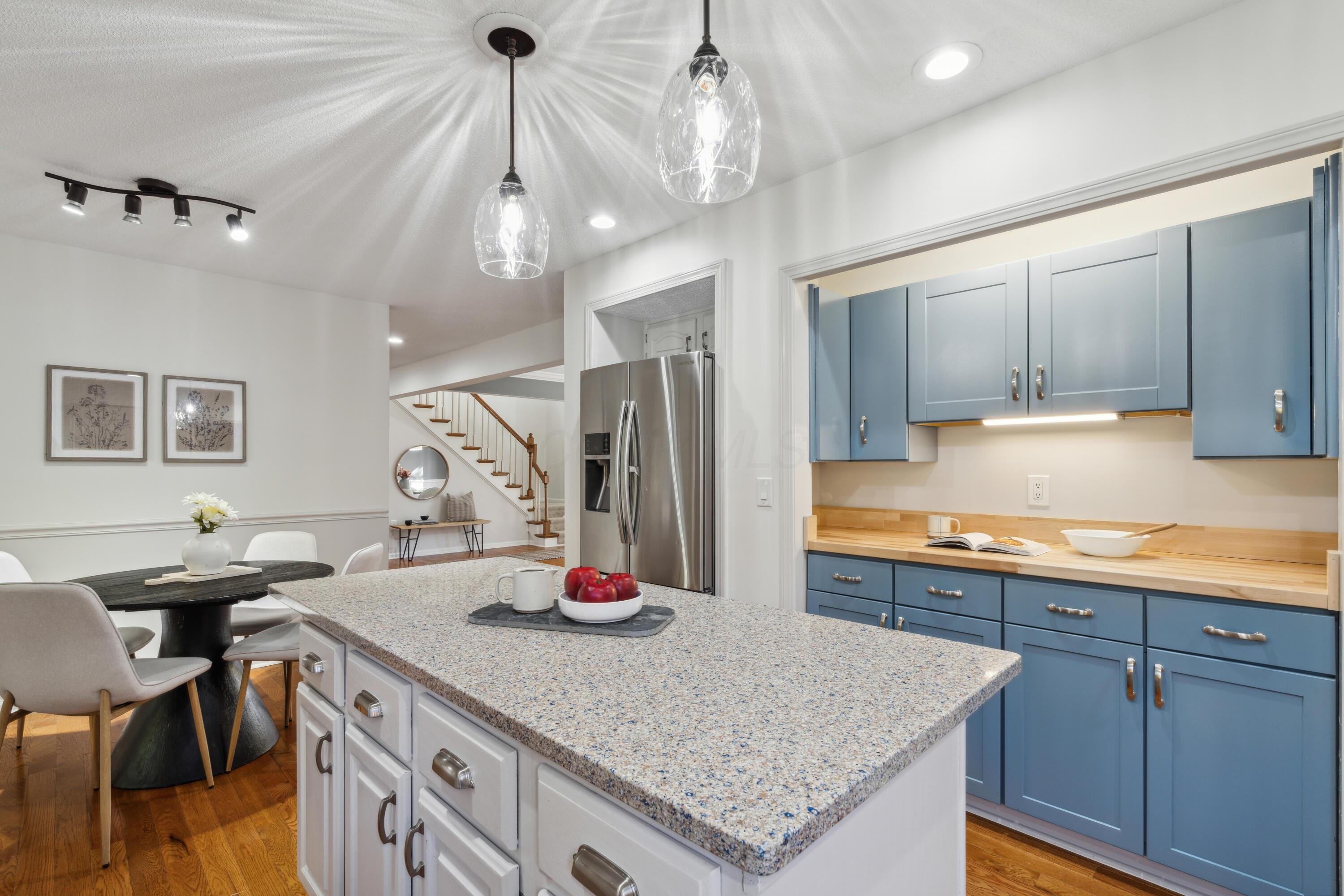 6021 Woodbrook Court