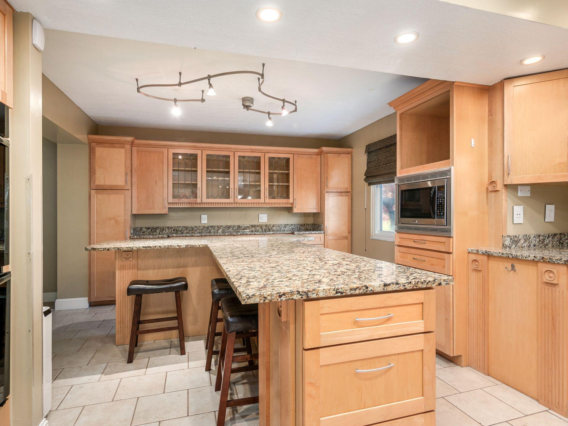 3441 River Place Drive