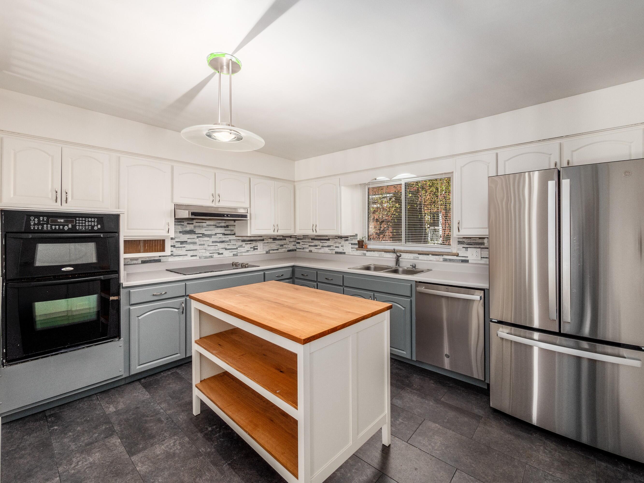 158 S Broadleigh Road