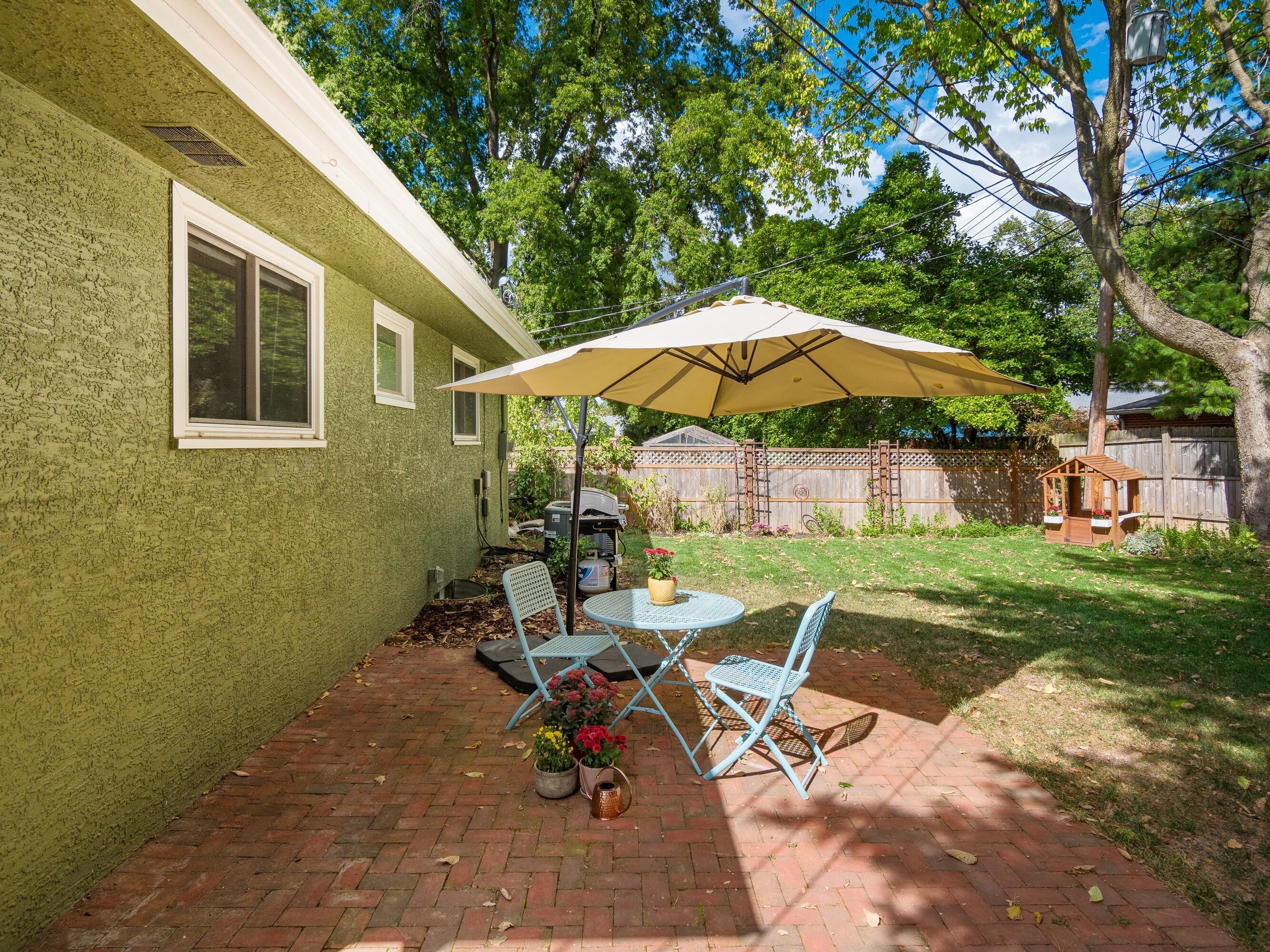 158 S Broadleigh Road