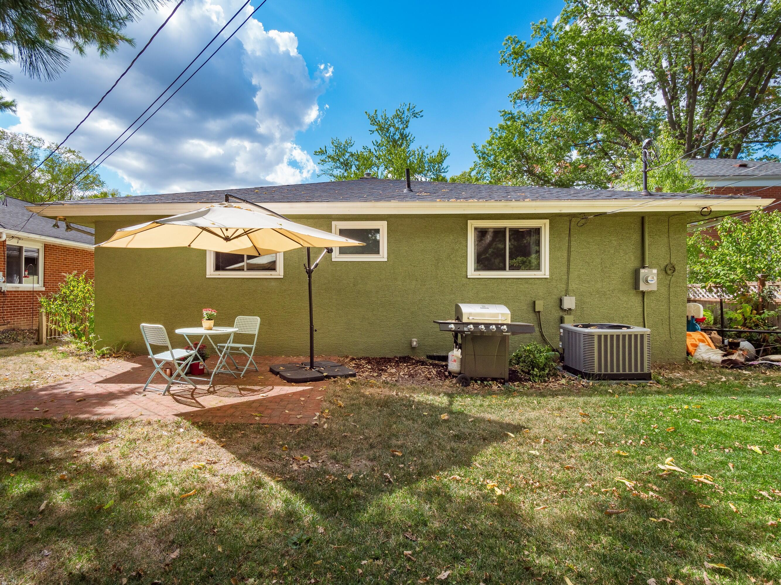 158 S Broadleigh Road