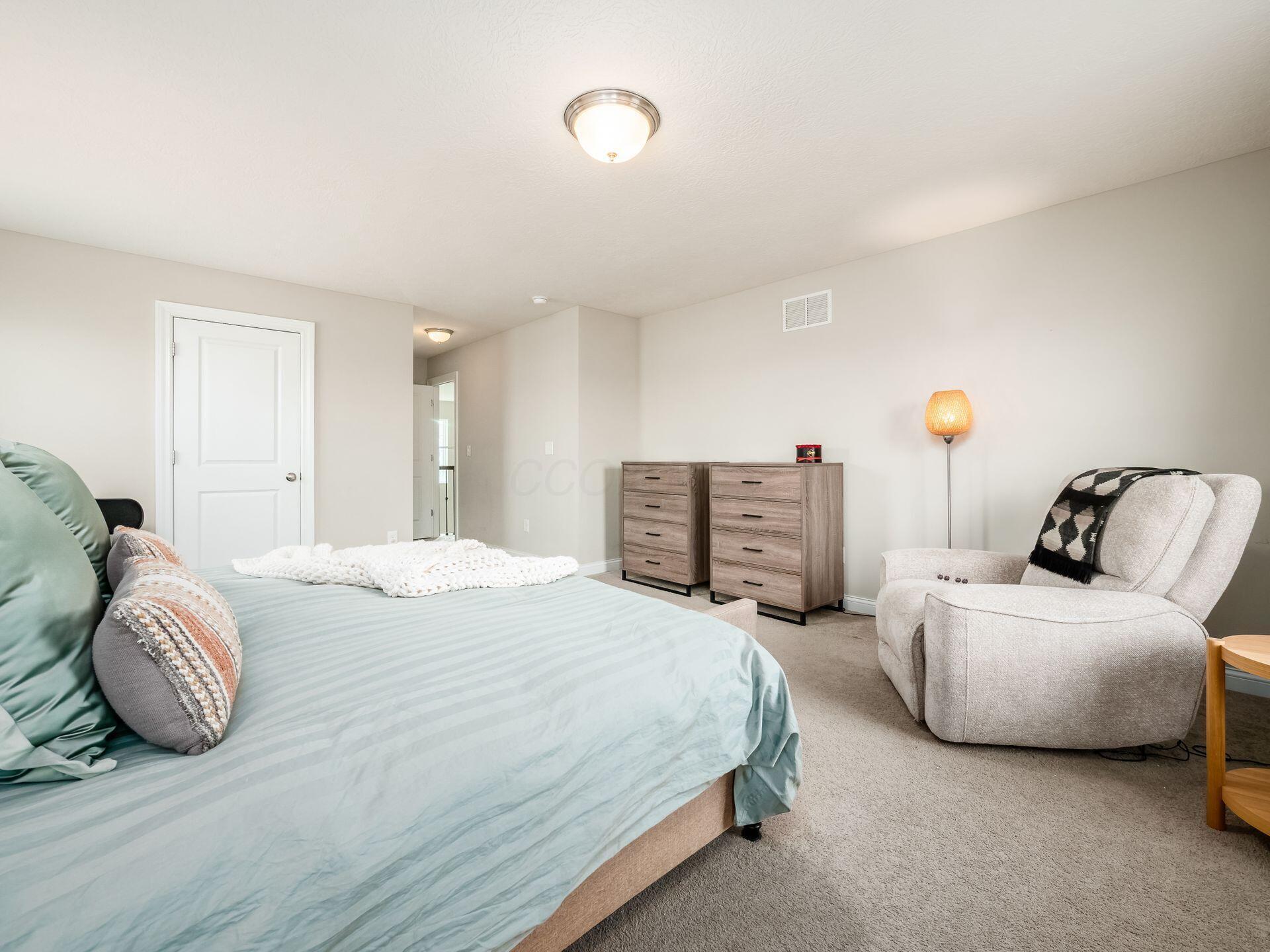 5622 Ballantrae Woods Drive