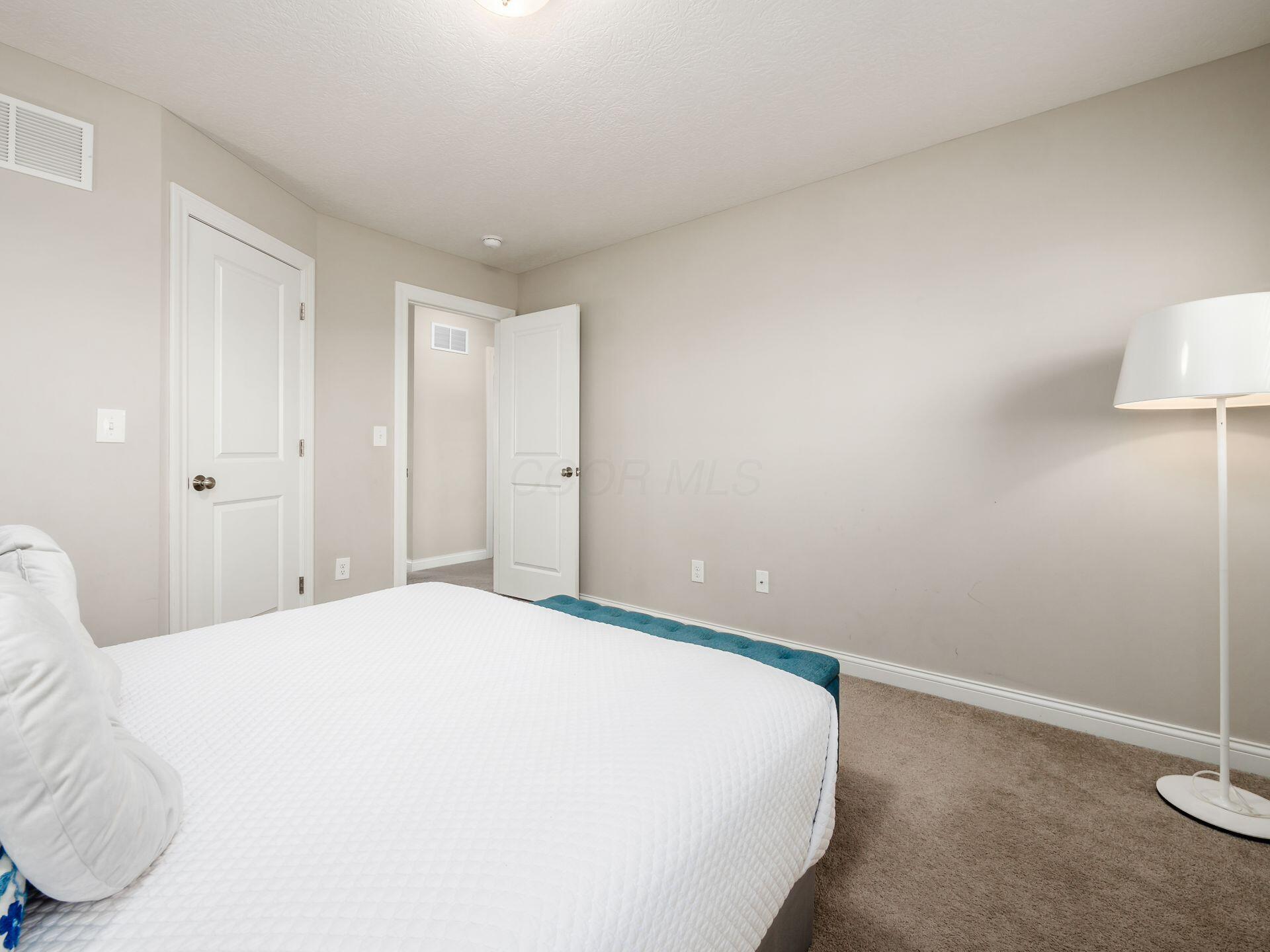 5622 Ballantrae Woods Drive