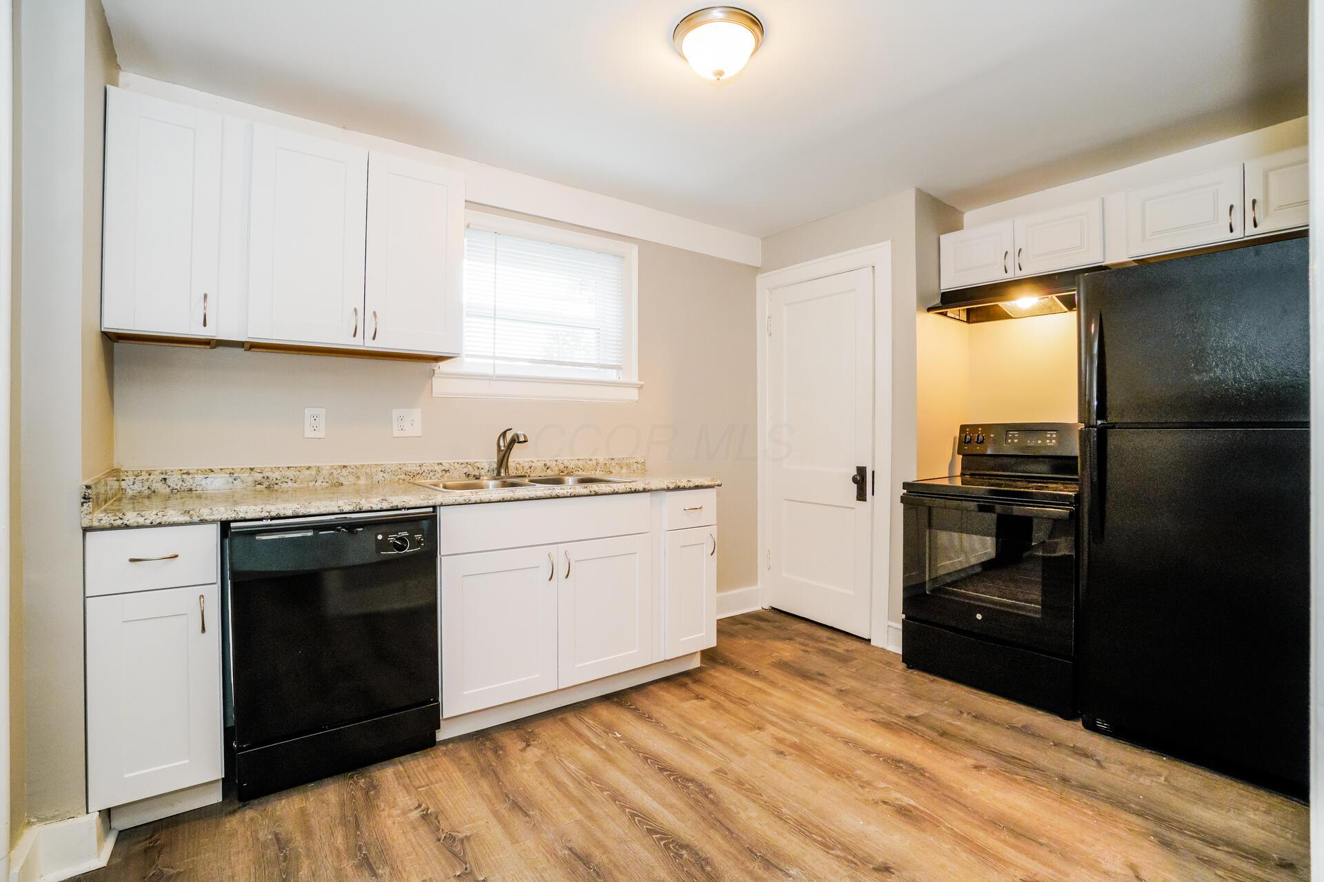 221 Columbian Avenue