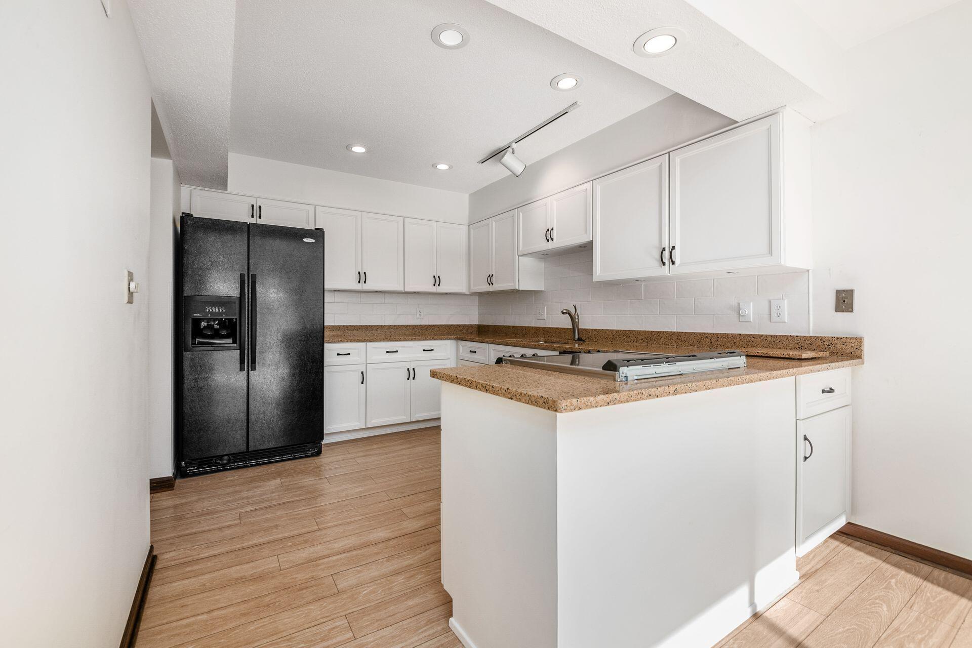 123 Saint Julien Street, 31E