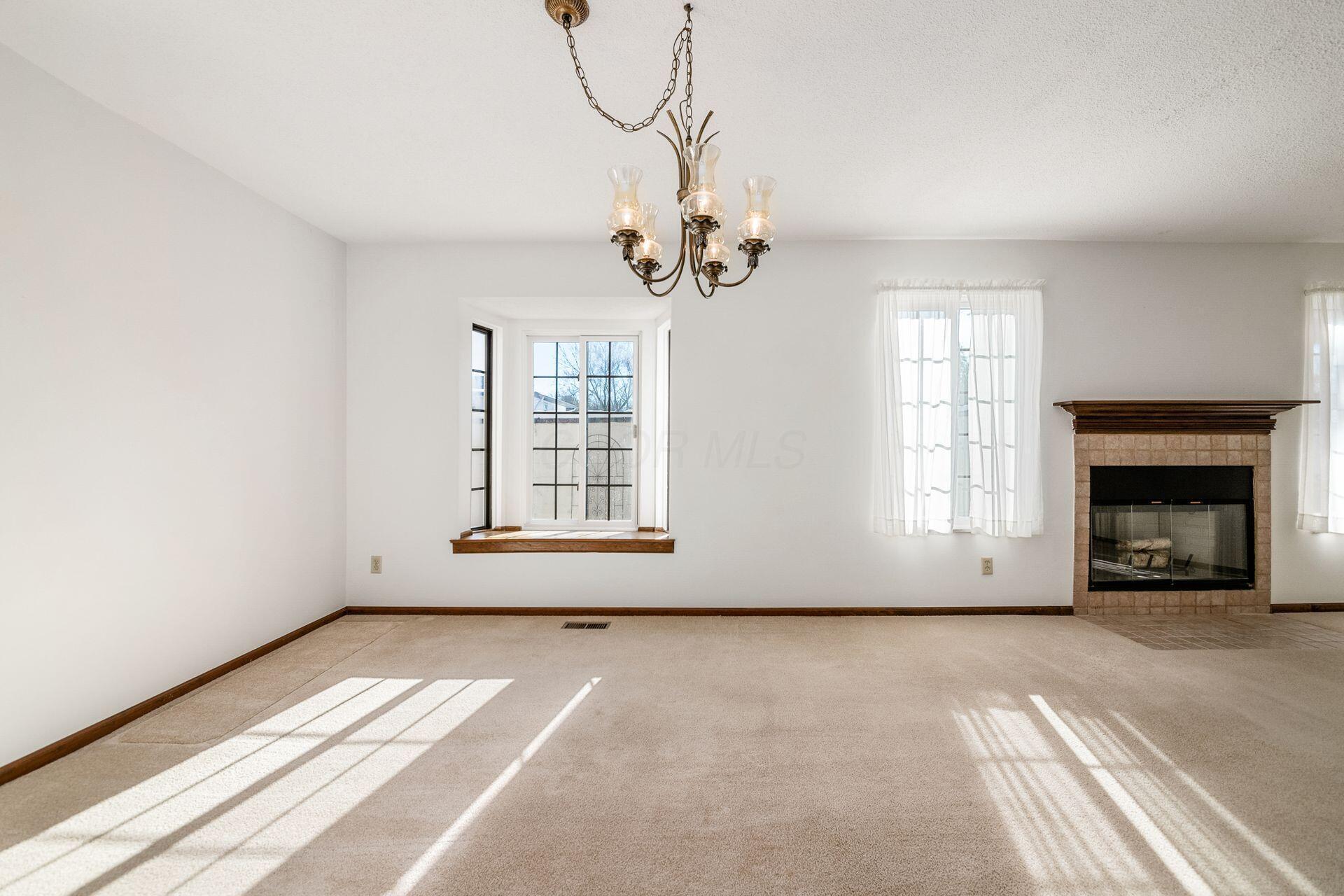 123 Saint Julien Street, 31E