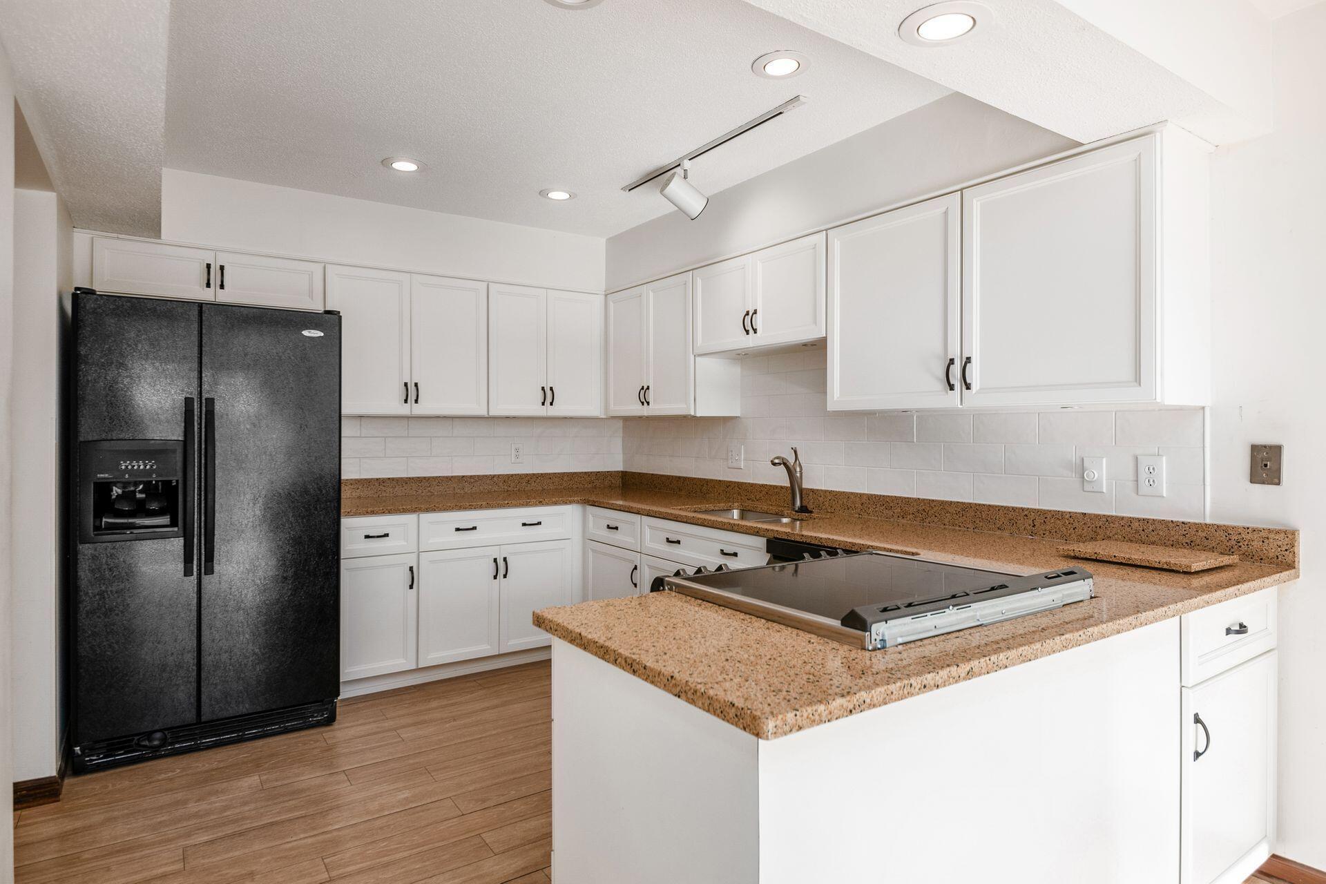 123 Saint Julien Street, 31E