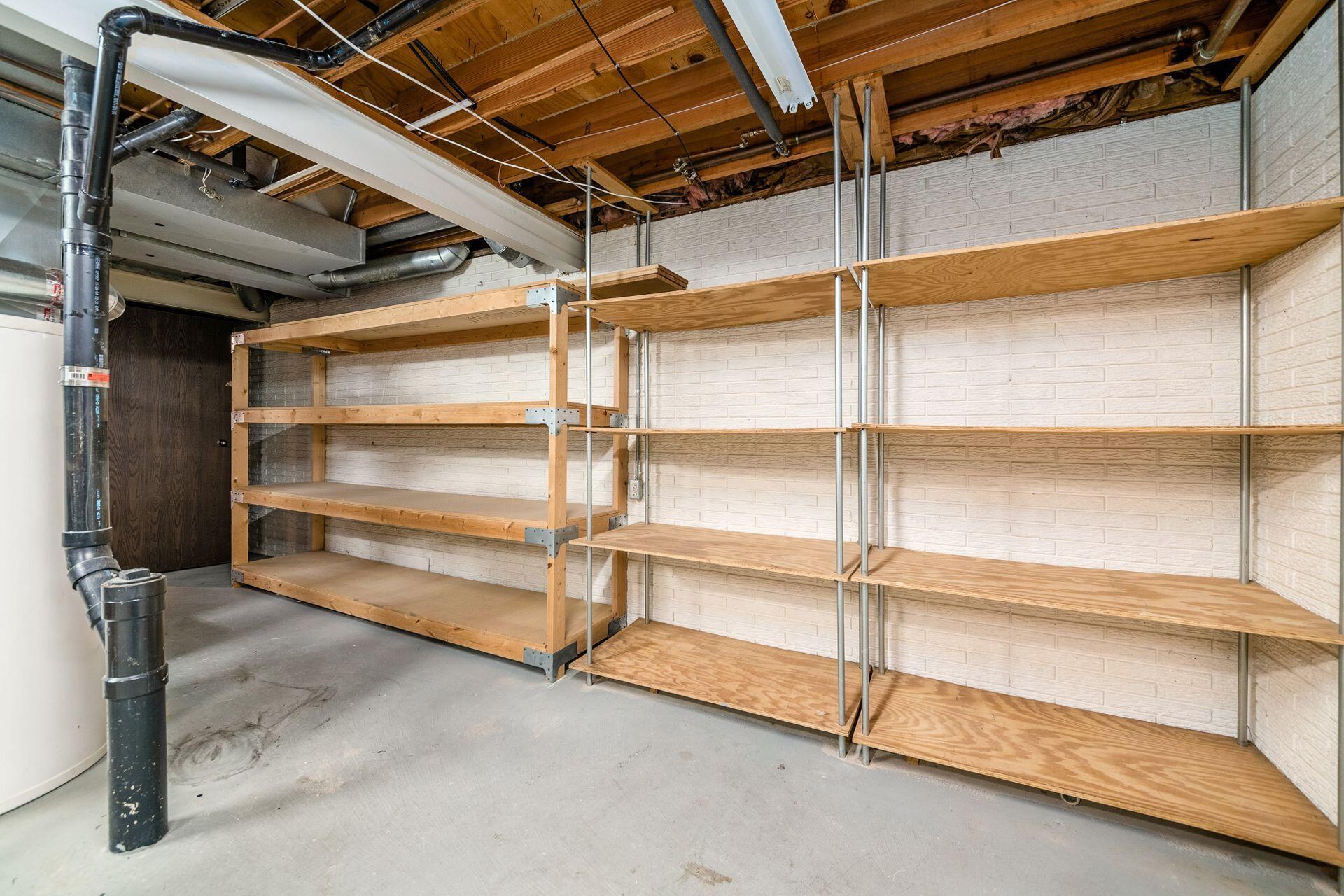 123 Saint Julien Street, 31E