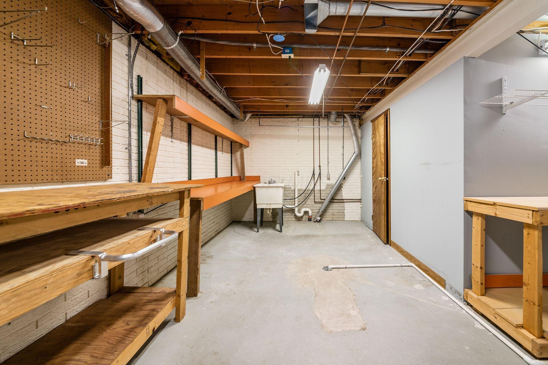 123 Saint Julien Street, 31E