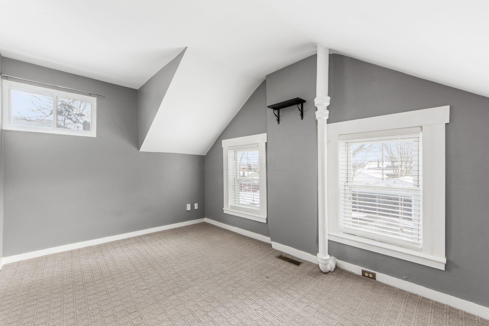 443 E Columbus Street