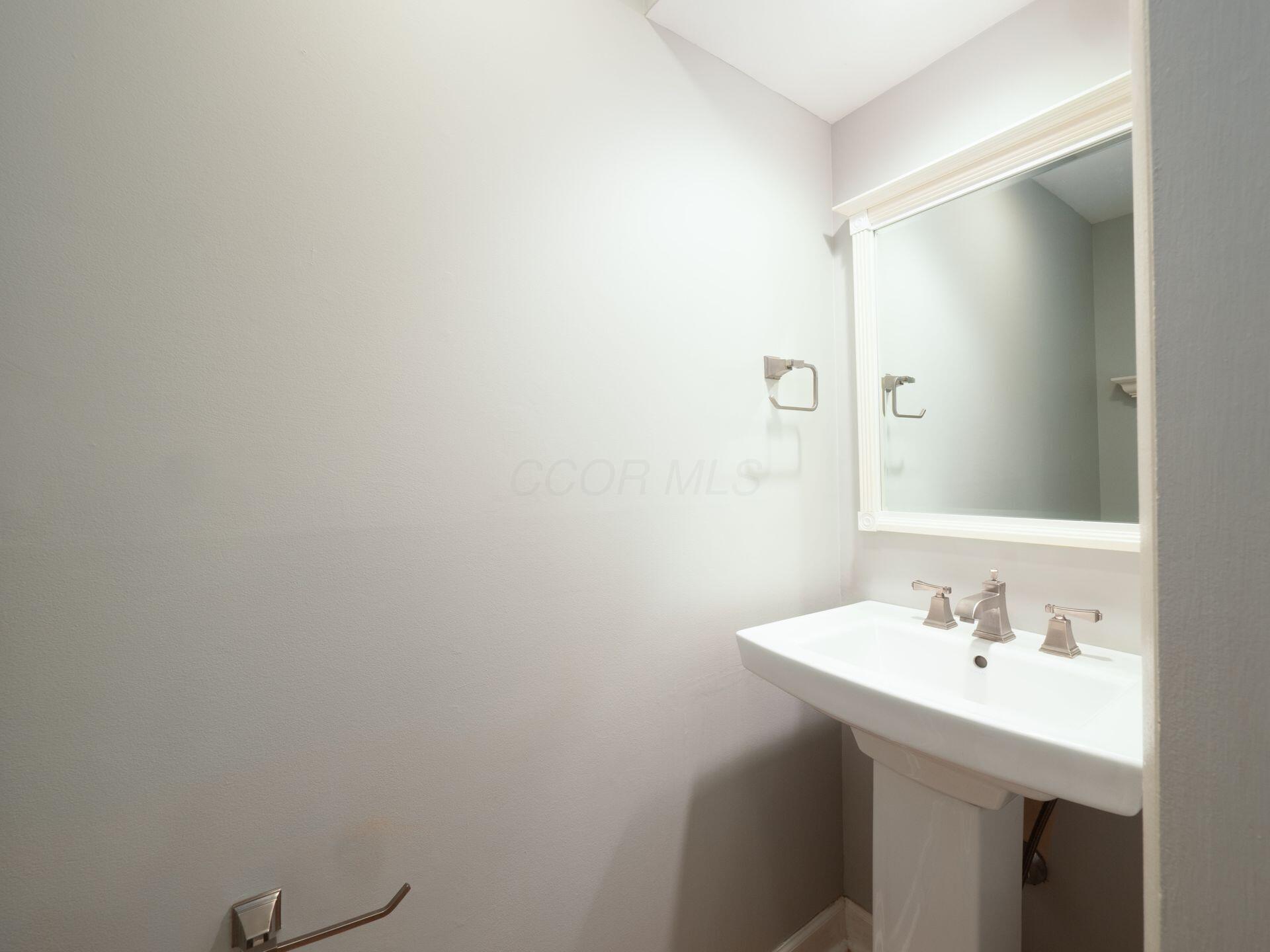 108 E Dublin Granville Road, K