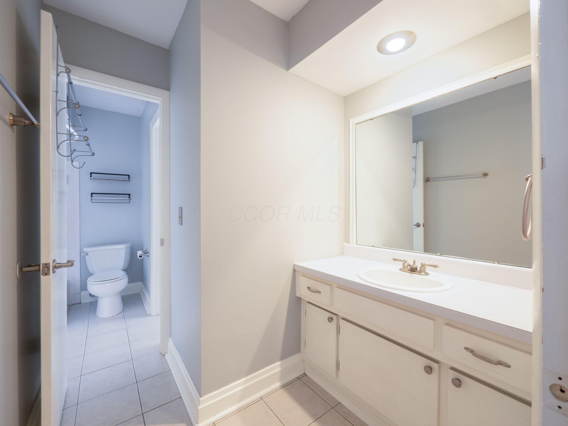 108 E Dublin Granville Road, K