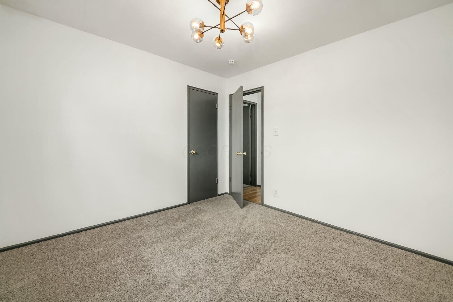 4406 Kumler Drive