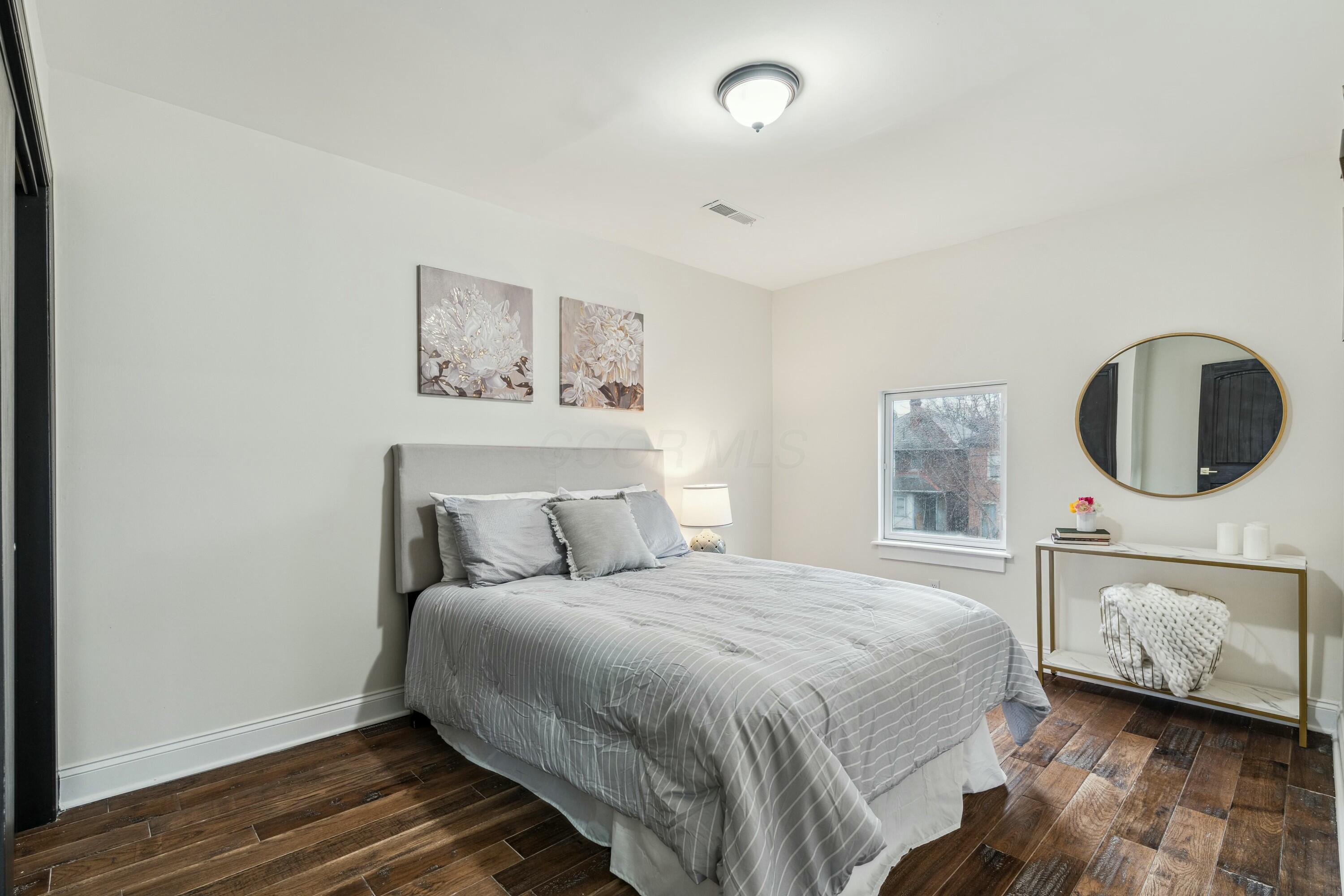 659-661 S 22nd Street