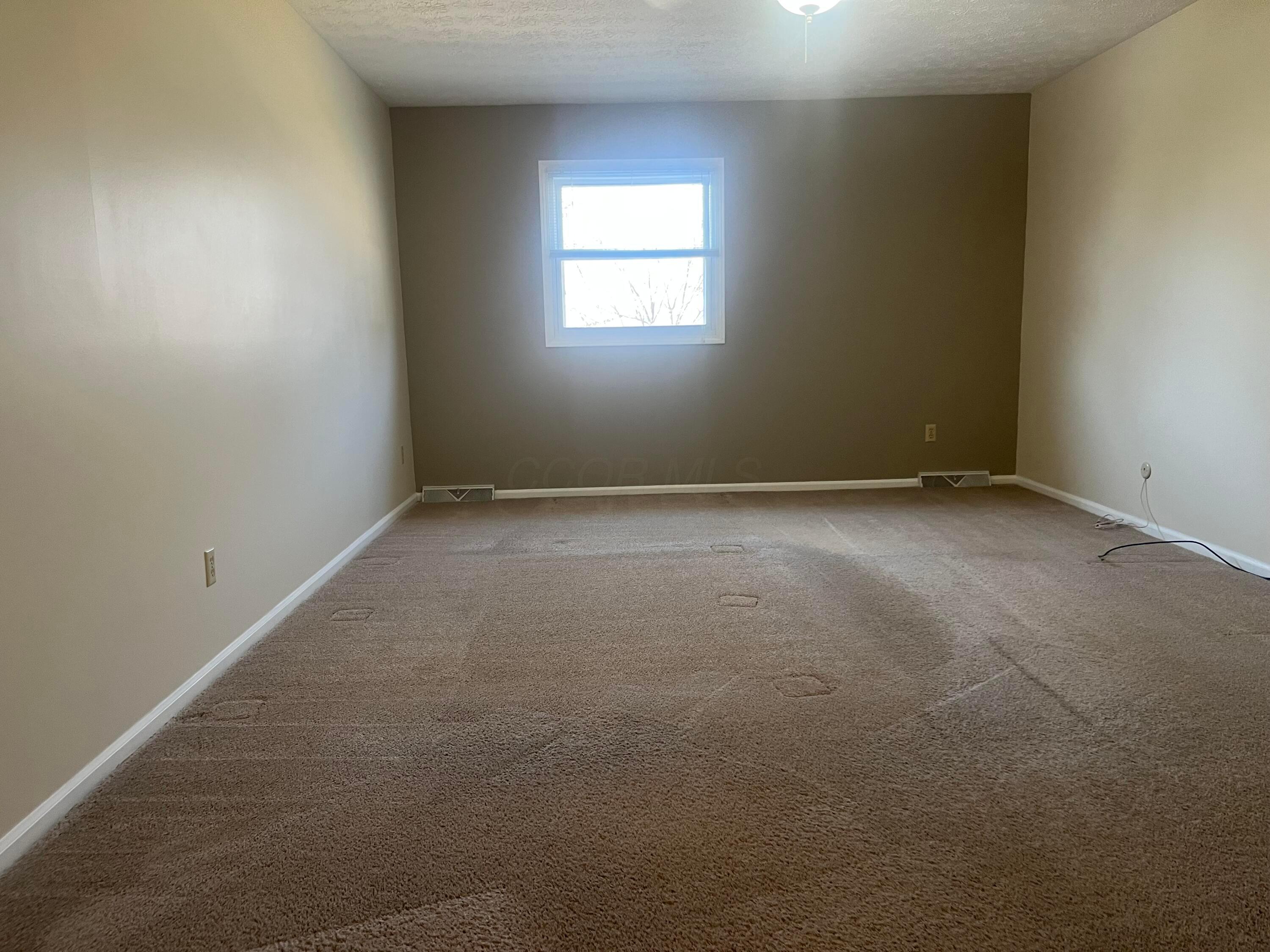 6652 Belleshire Street