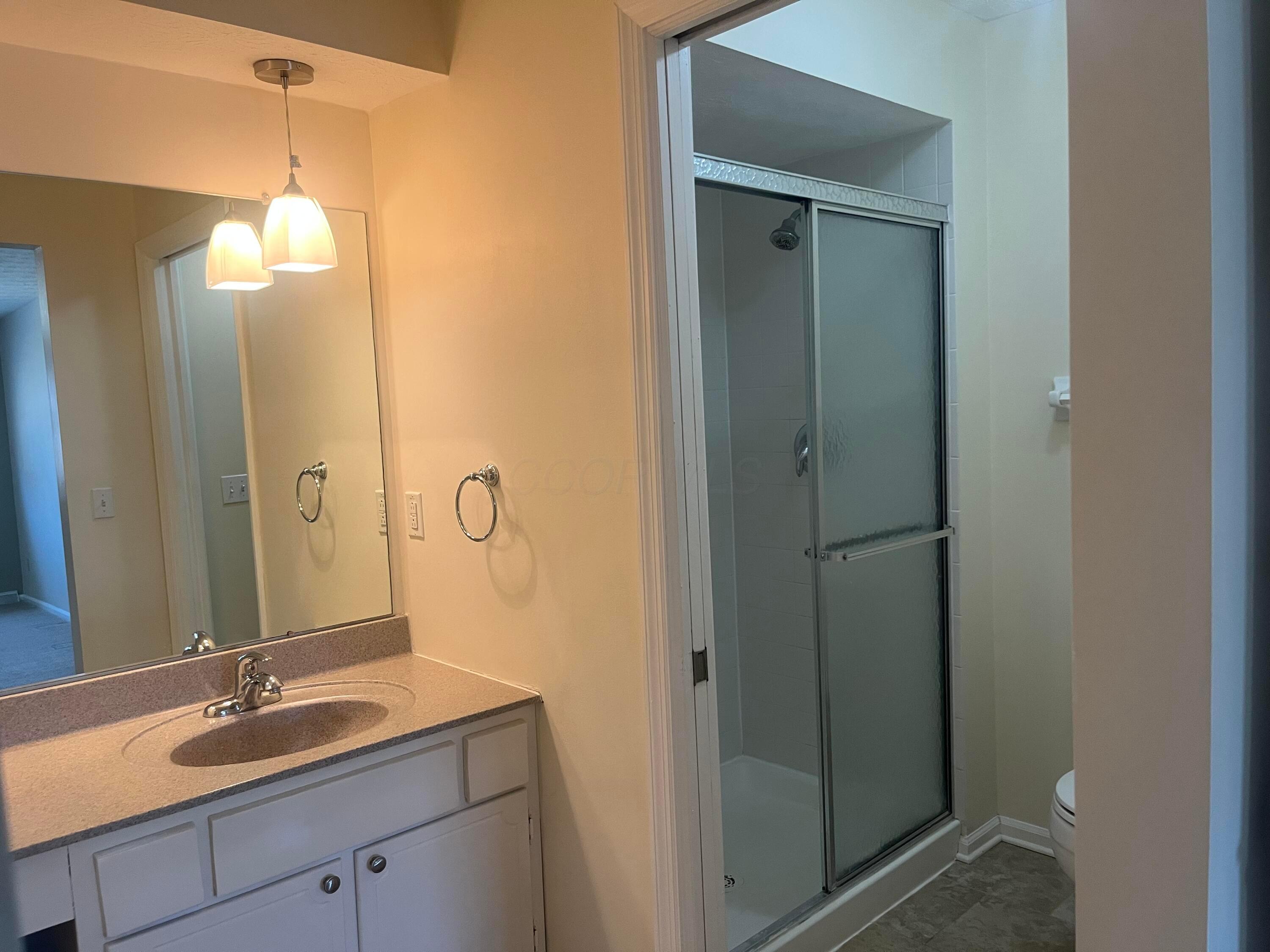 6652 Belleshire Street