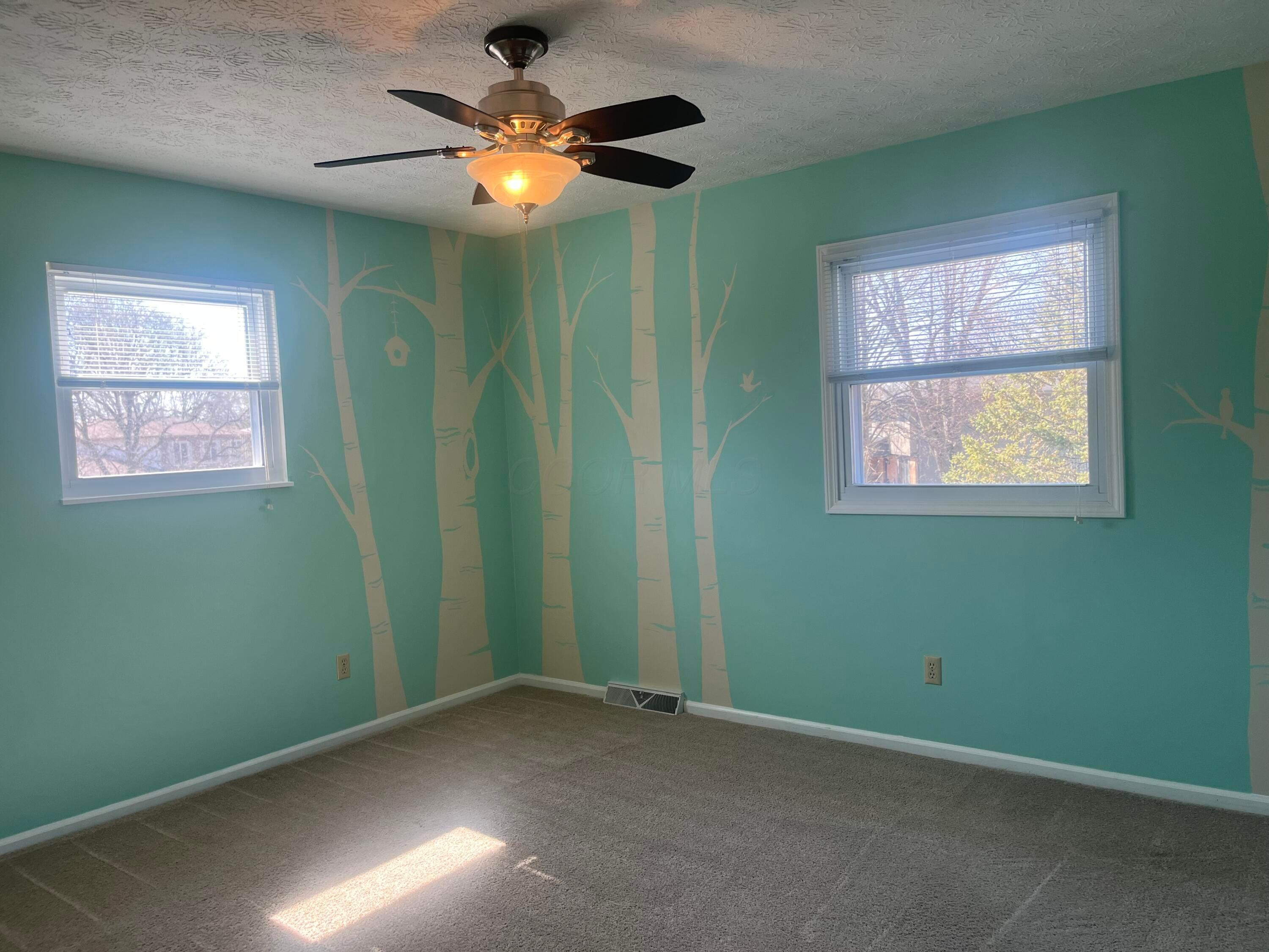 6652 Belleshire Street