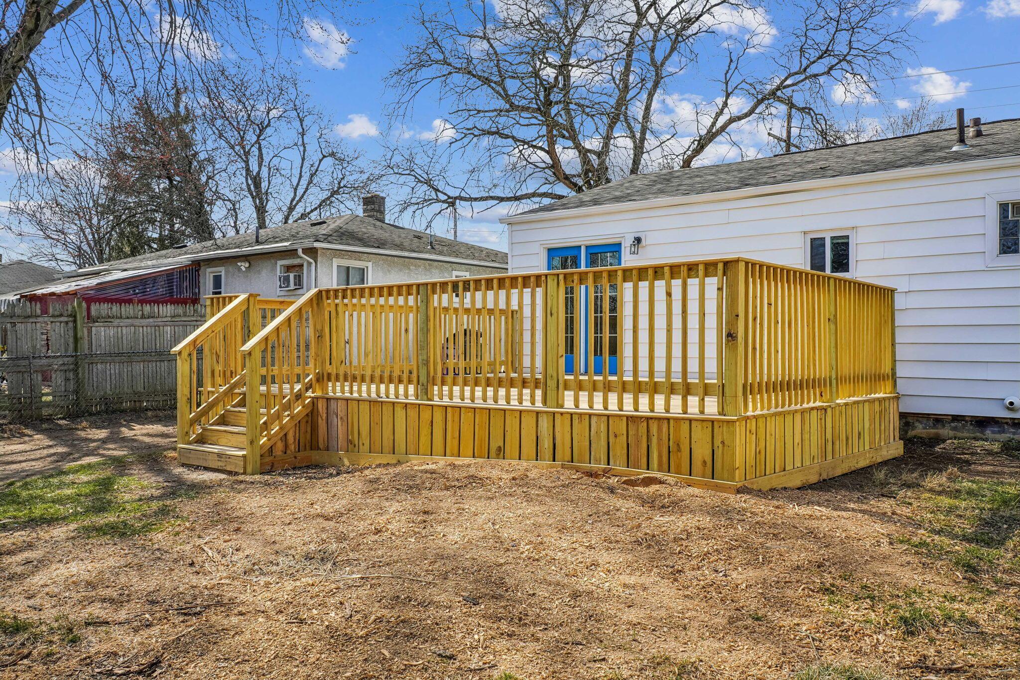 1612 Courtright Road