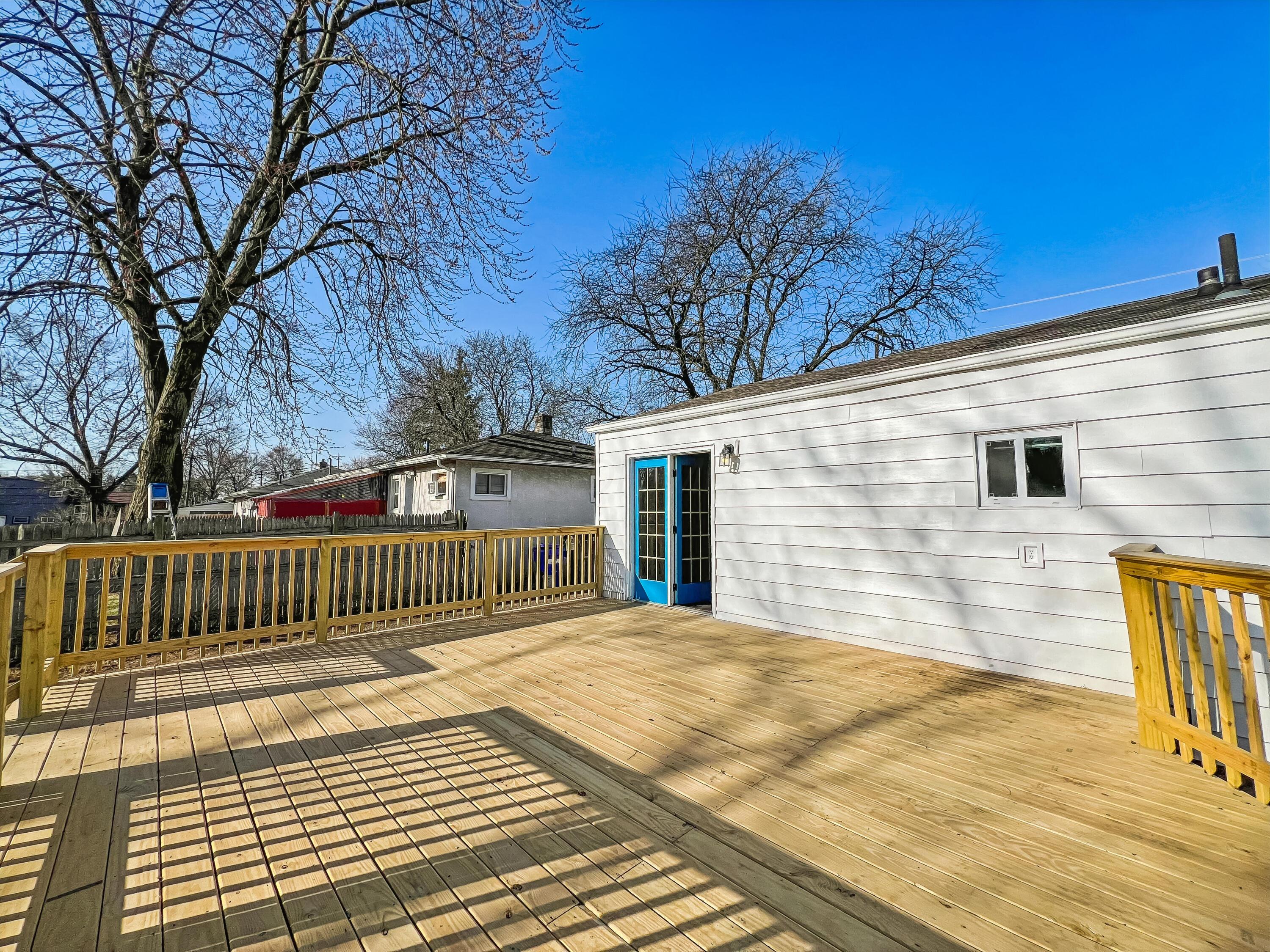 1612 Courtright Road