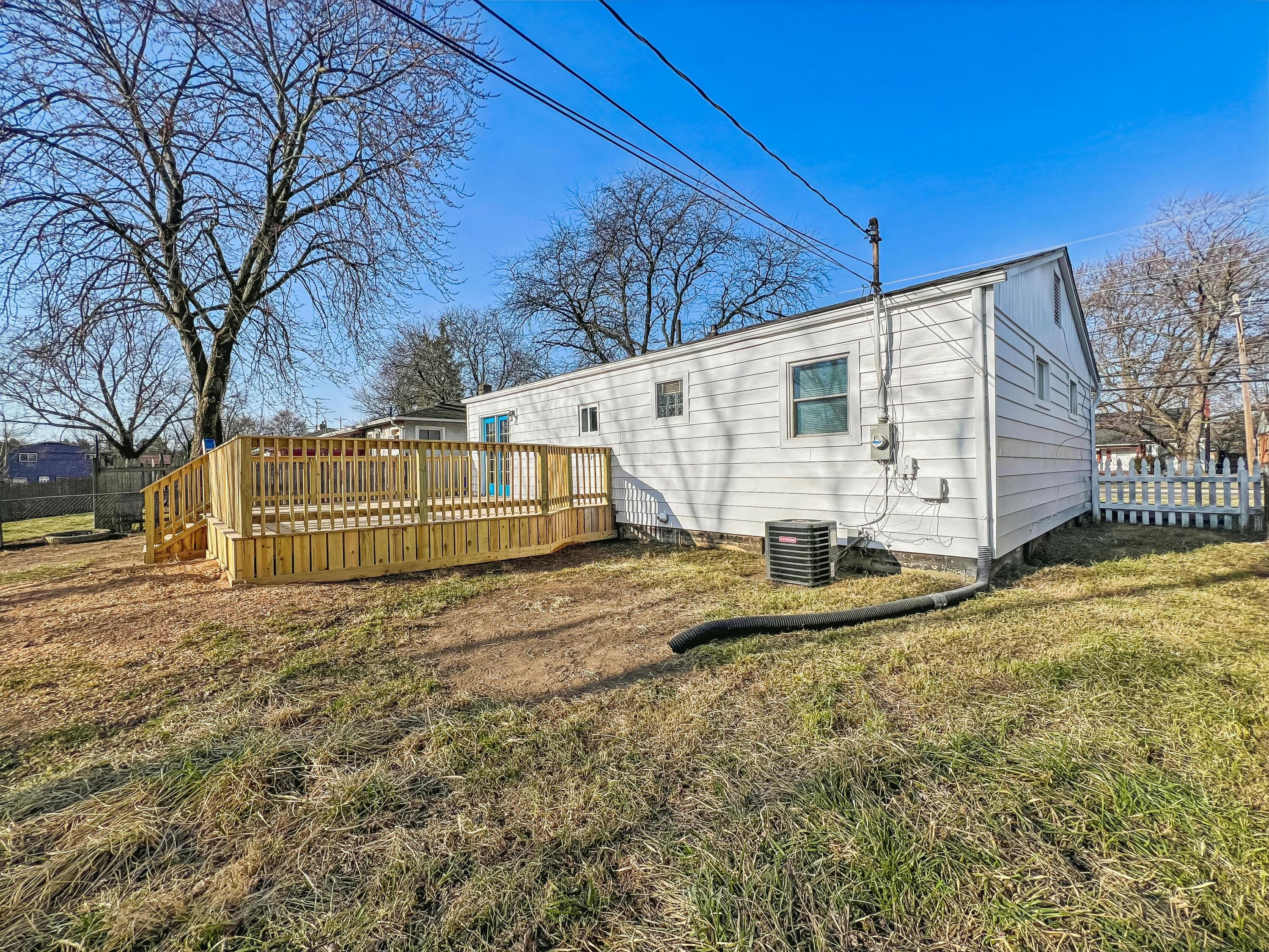 1612 Courtright Road