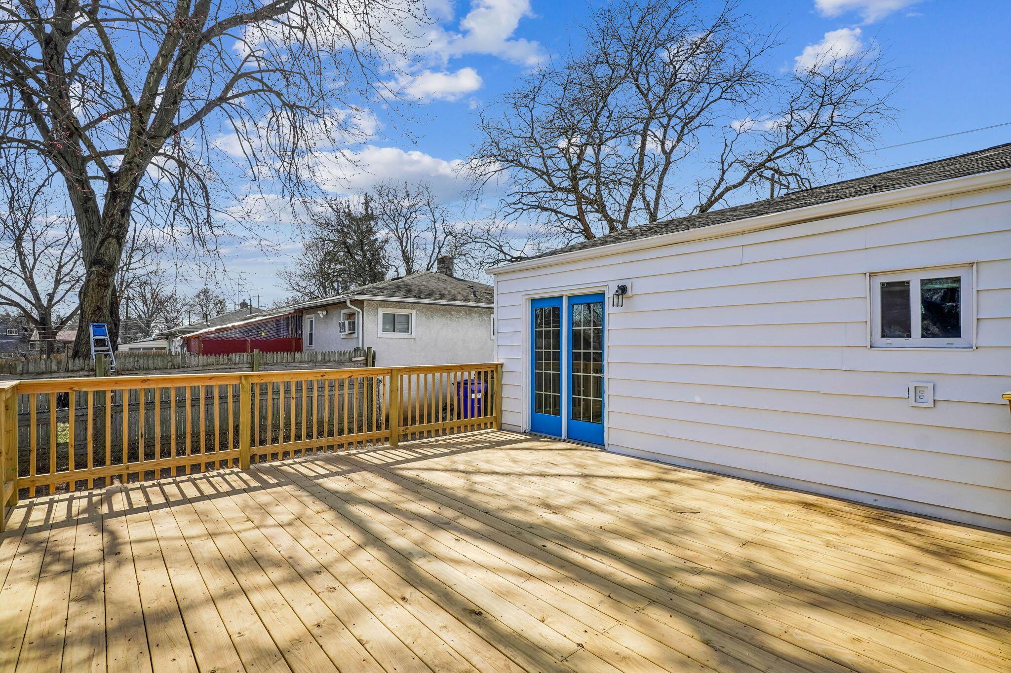1612 Courtright Road