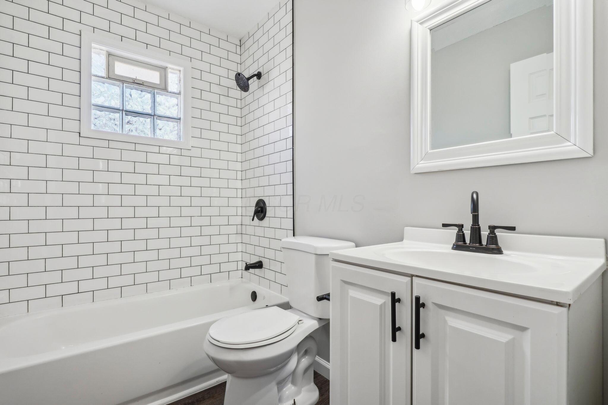 1612 Courtright Road