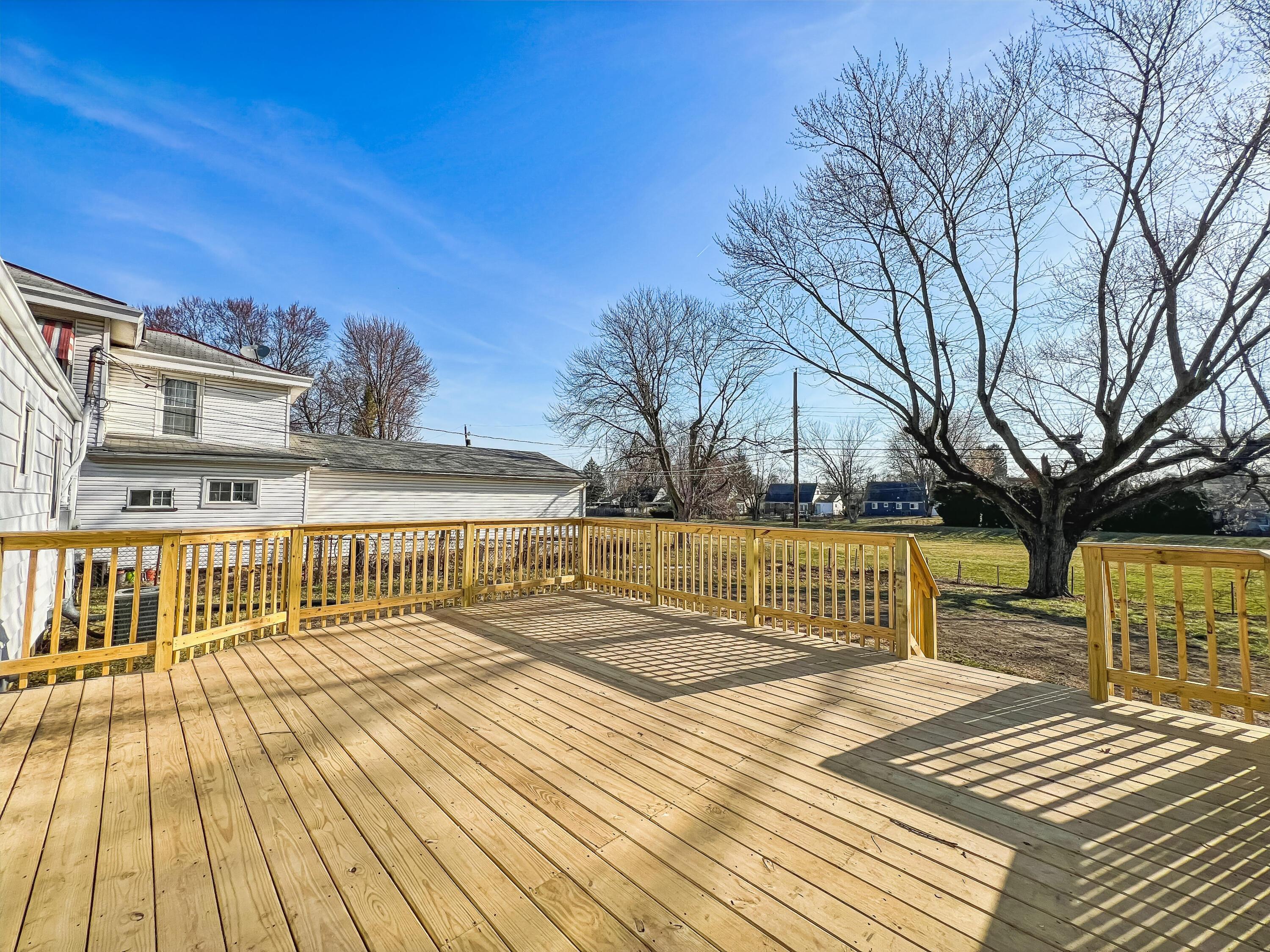 1612 Courtright Road