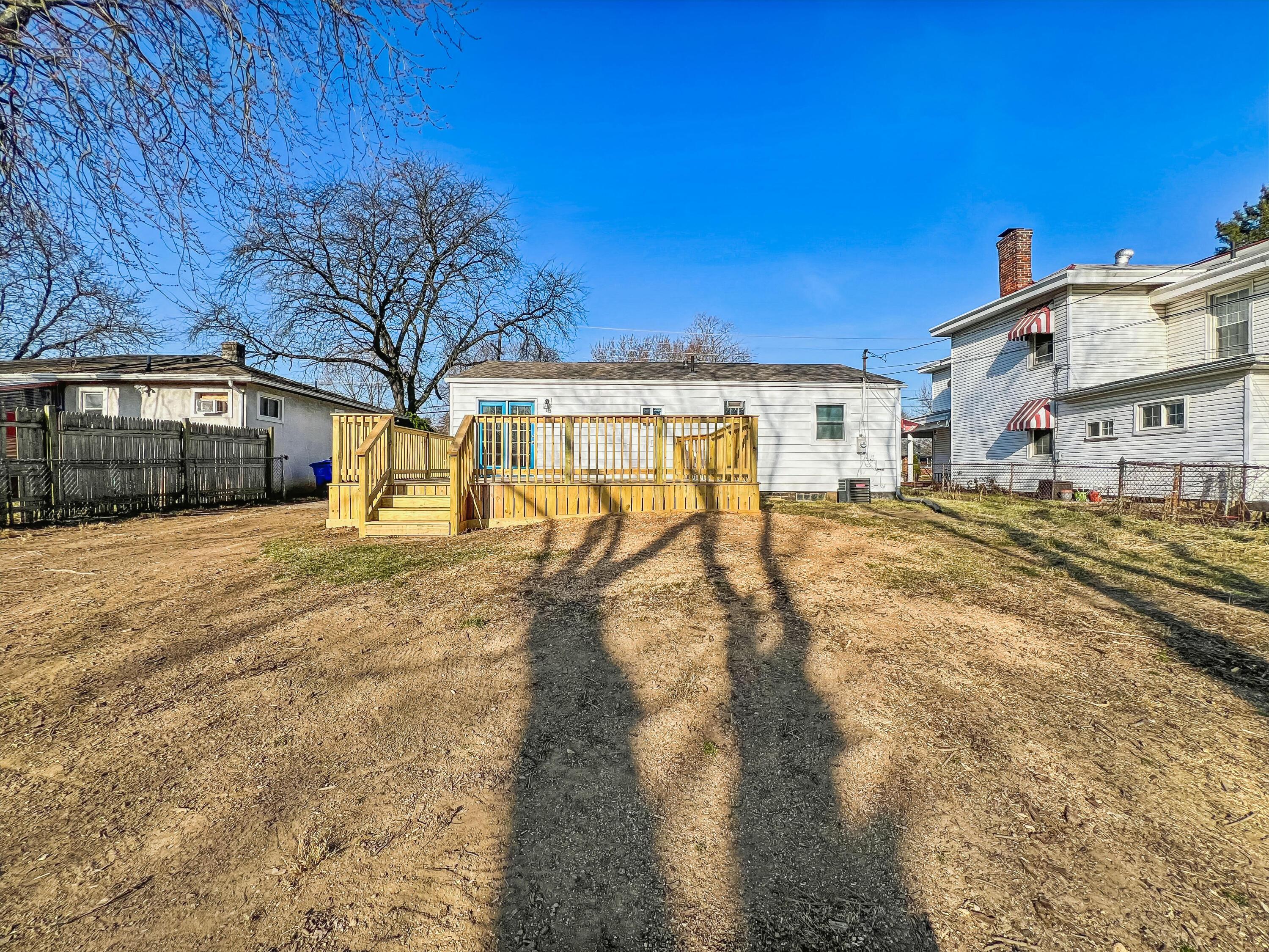 1612 Courtright Road