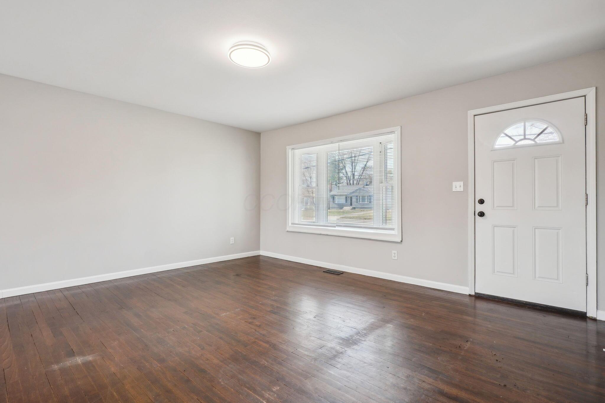 1612 Courtright Road