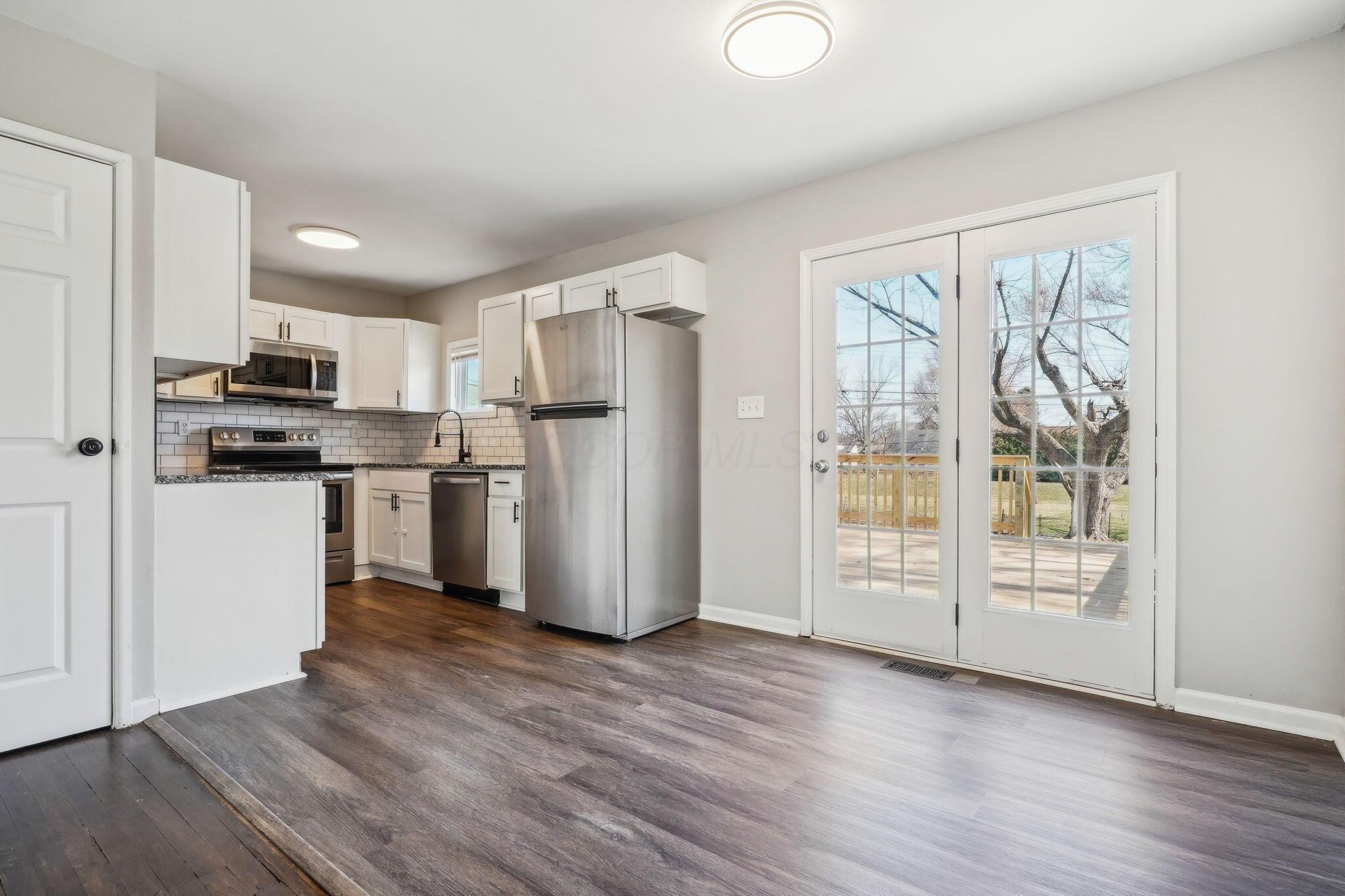 1612 Courtright Road