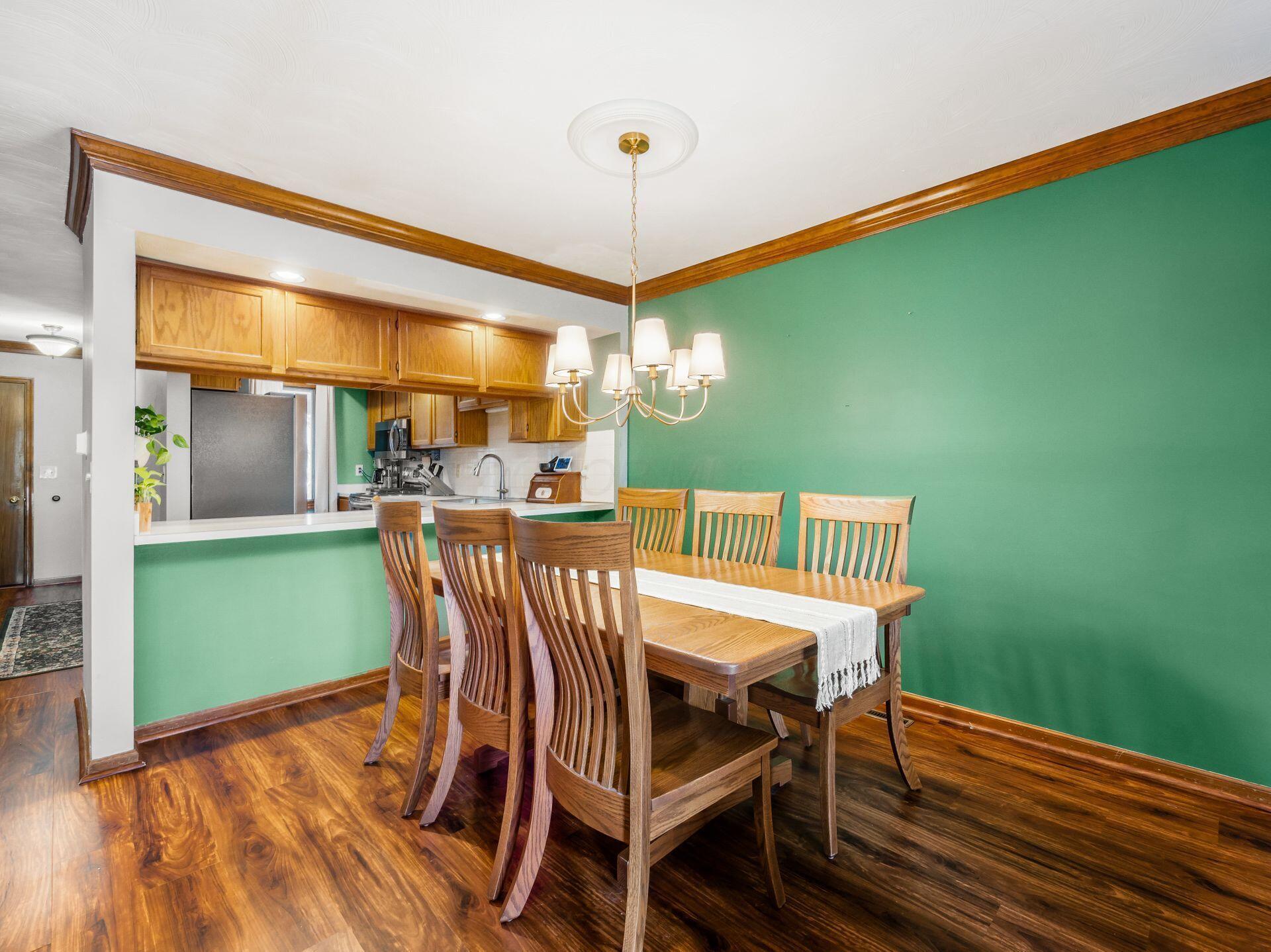 1612 Six Point Court