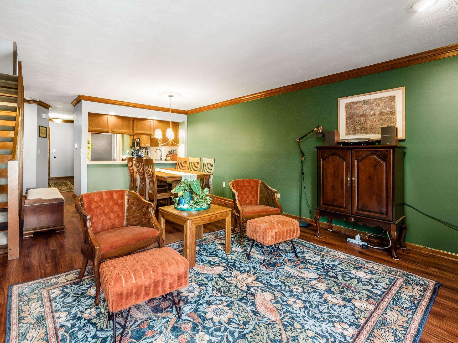 1612 Six Point Court