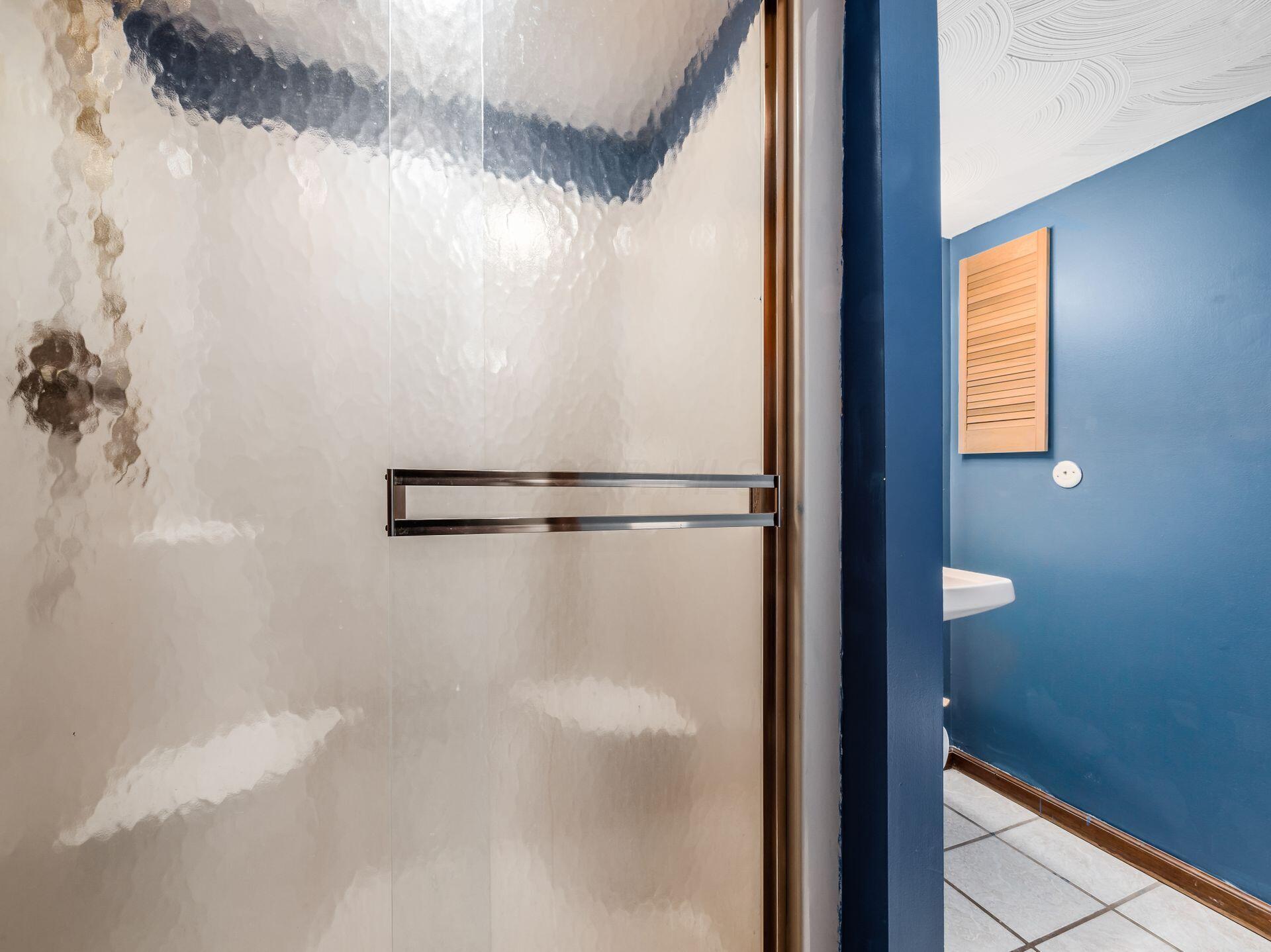 1612 Six Point Court