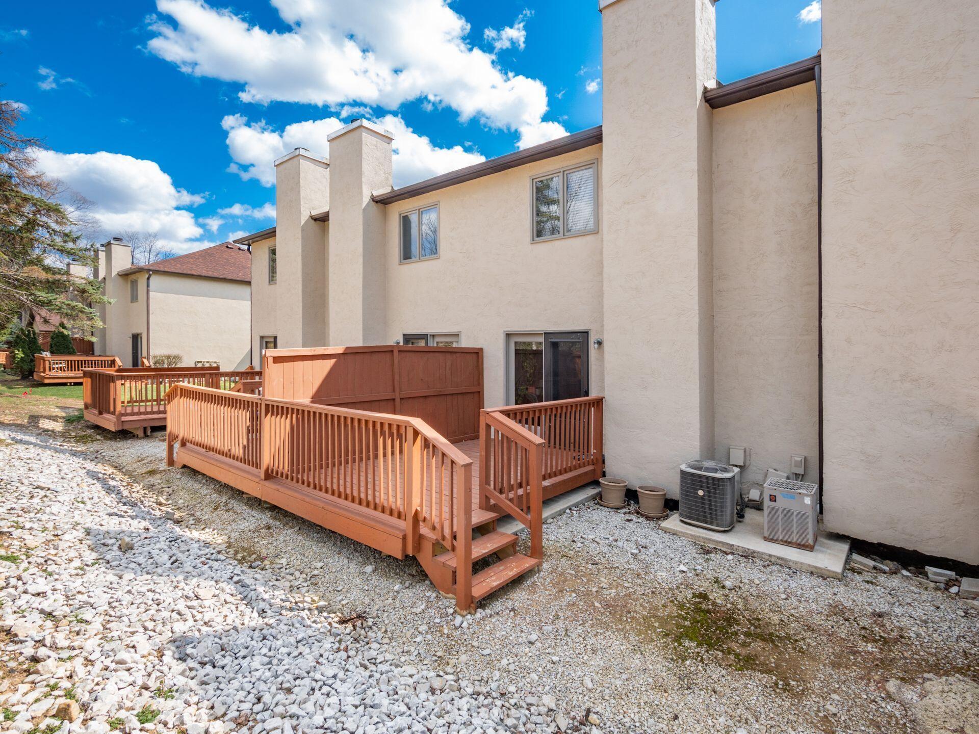 1612 Six Point Court