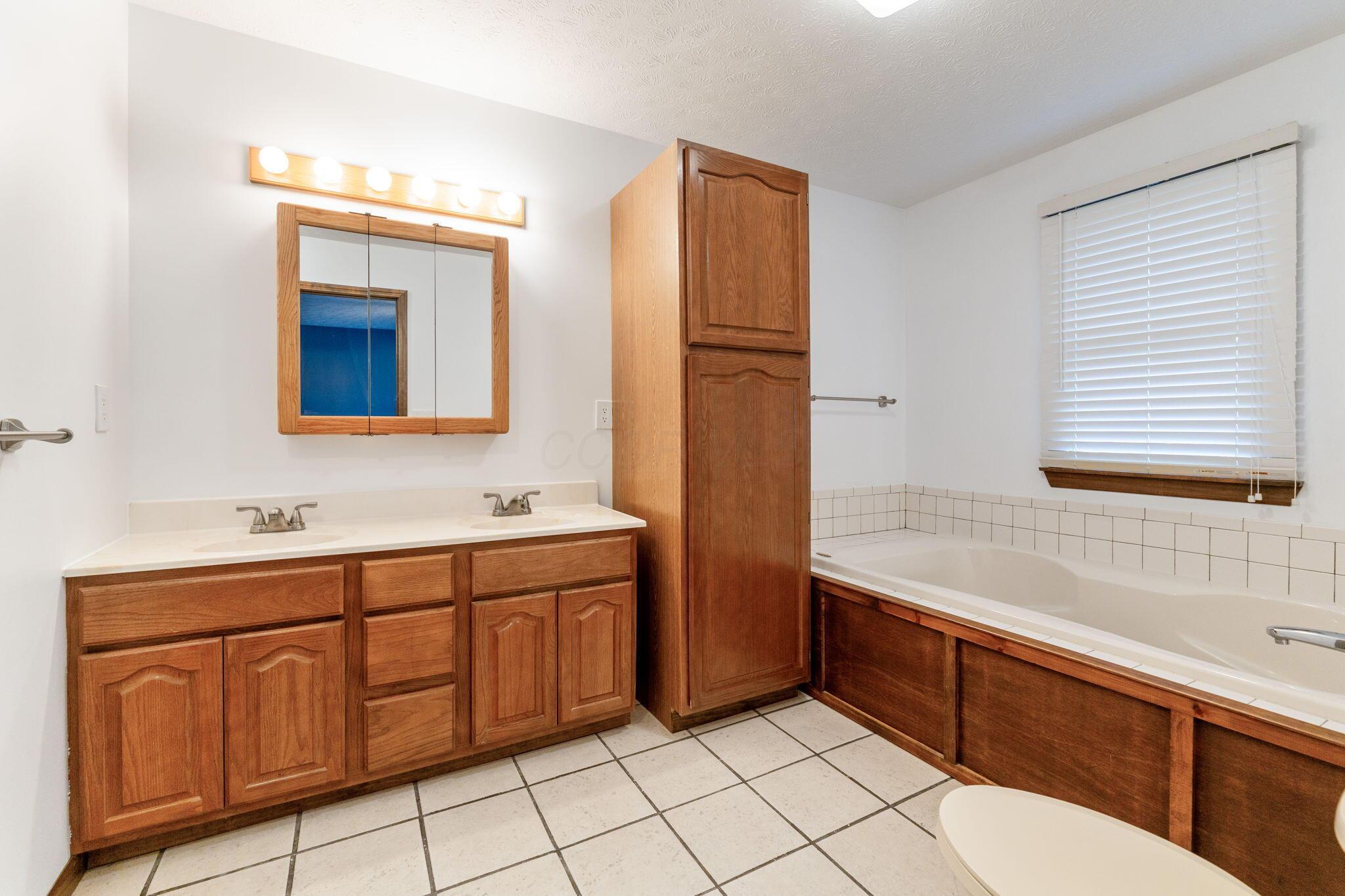 10800 Township Road 157