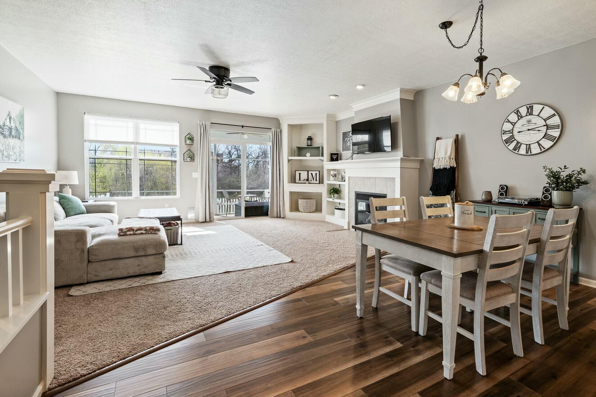 8102 Artisan Way, 8102