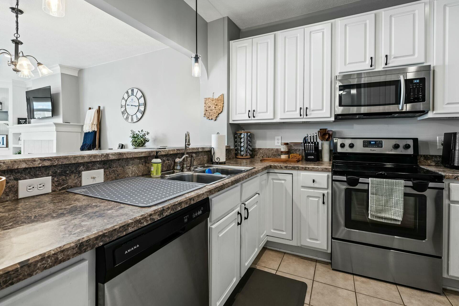 8102 Artisan Way, 8102