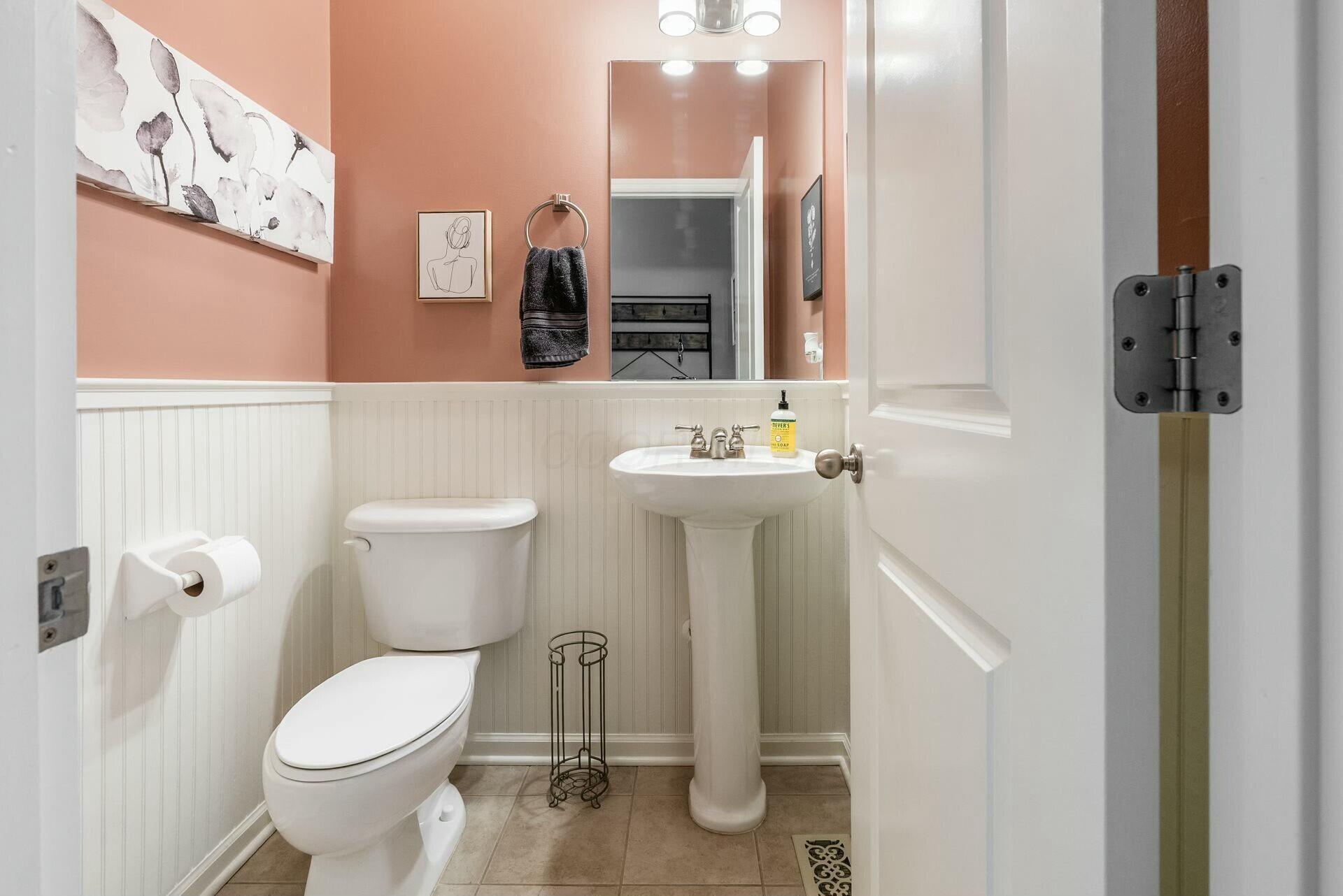 8102 Artisan Way, 8102