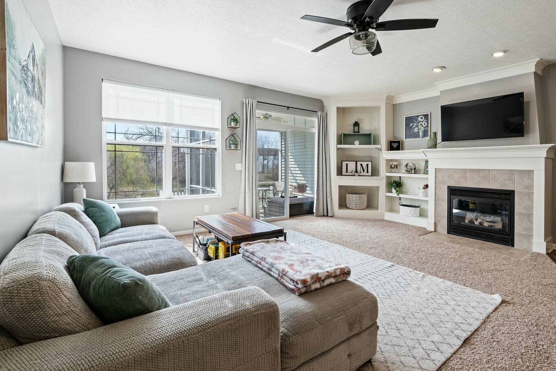 8102 Artisan Way, 8102