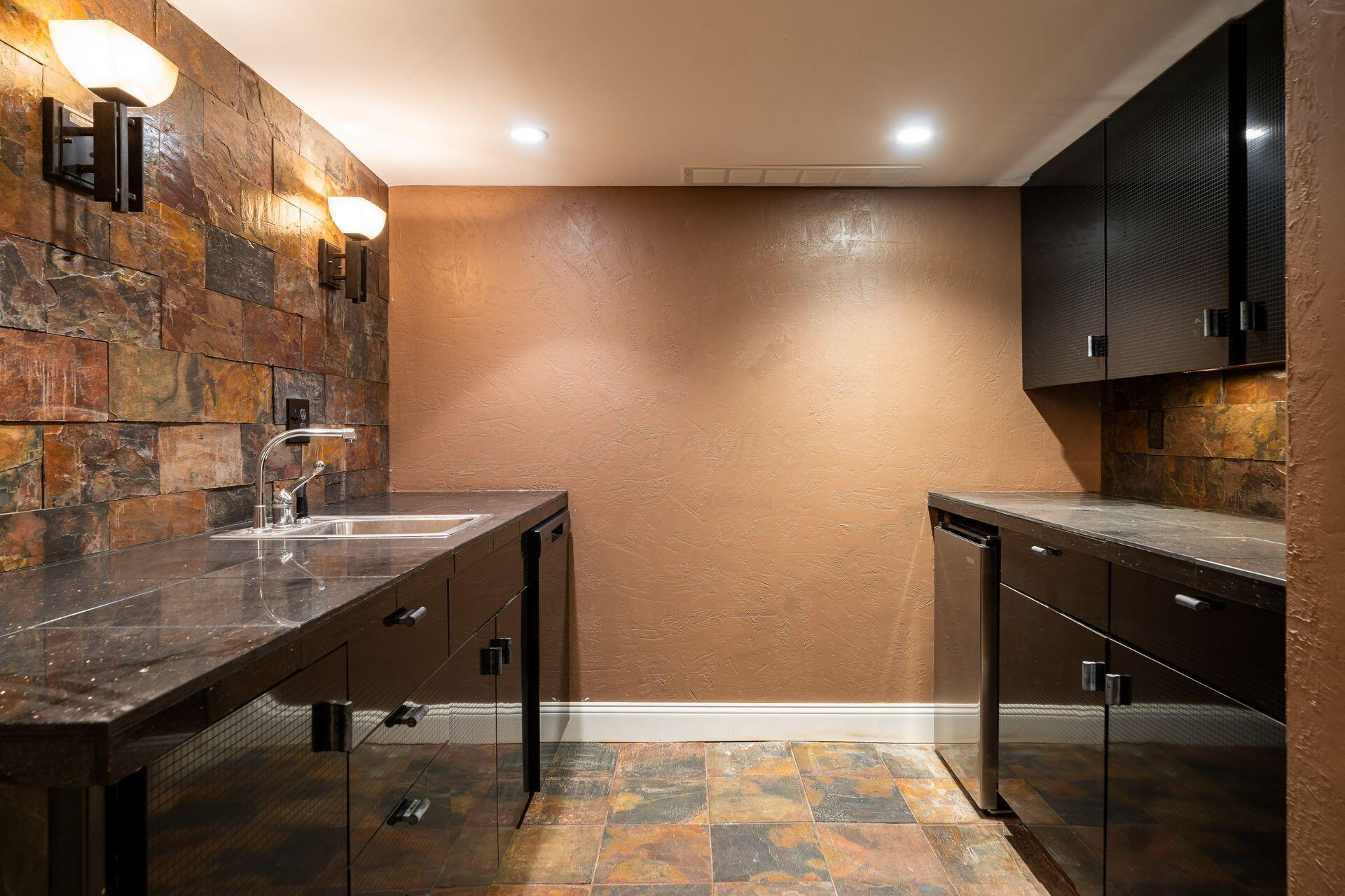 8598 Milmichael Court