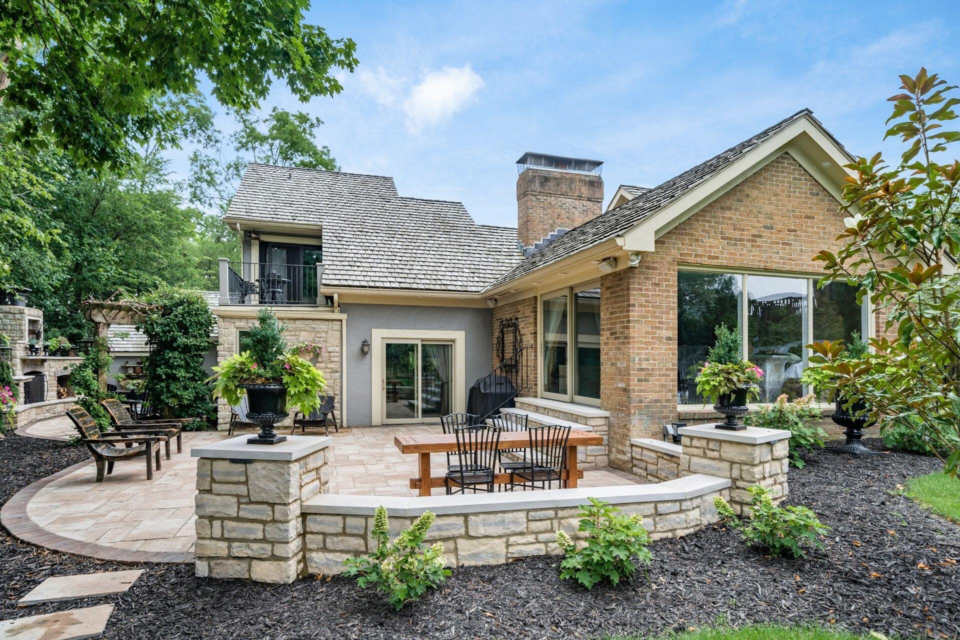 8598 Milmichael Court