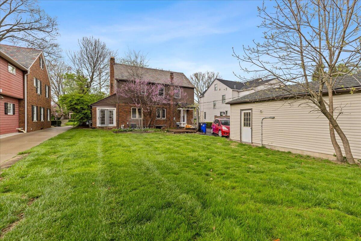 1951 Collingswood Road