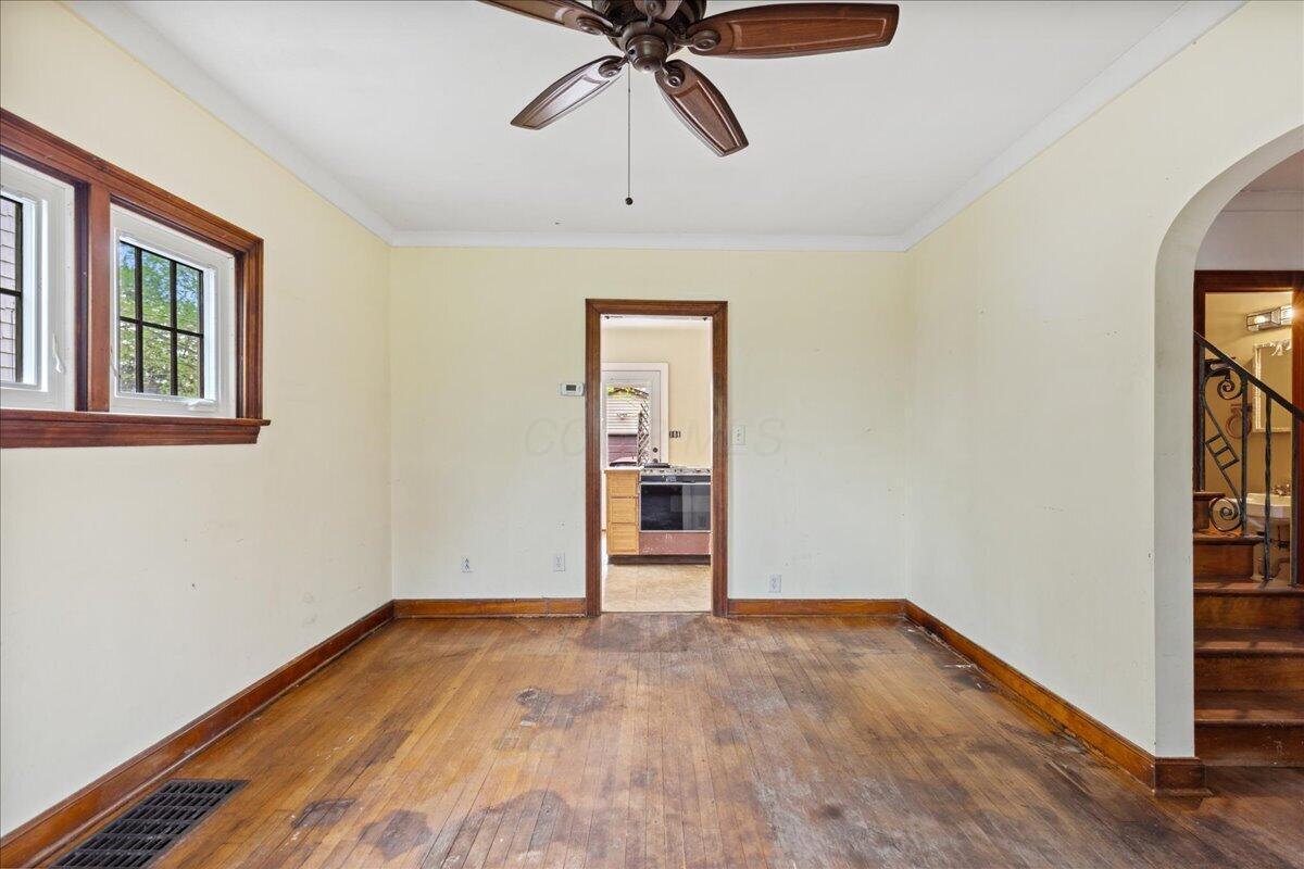 1951 Collingswood Road